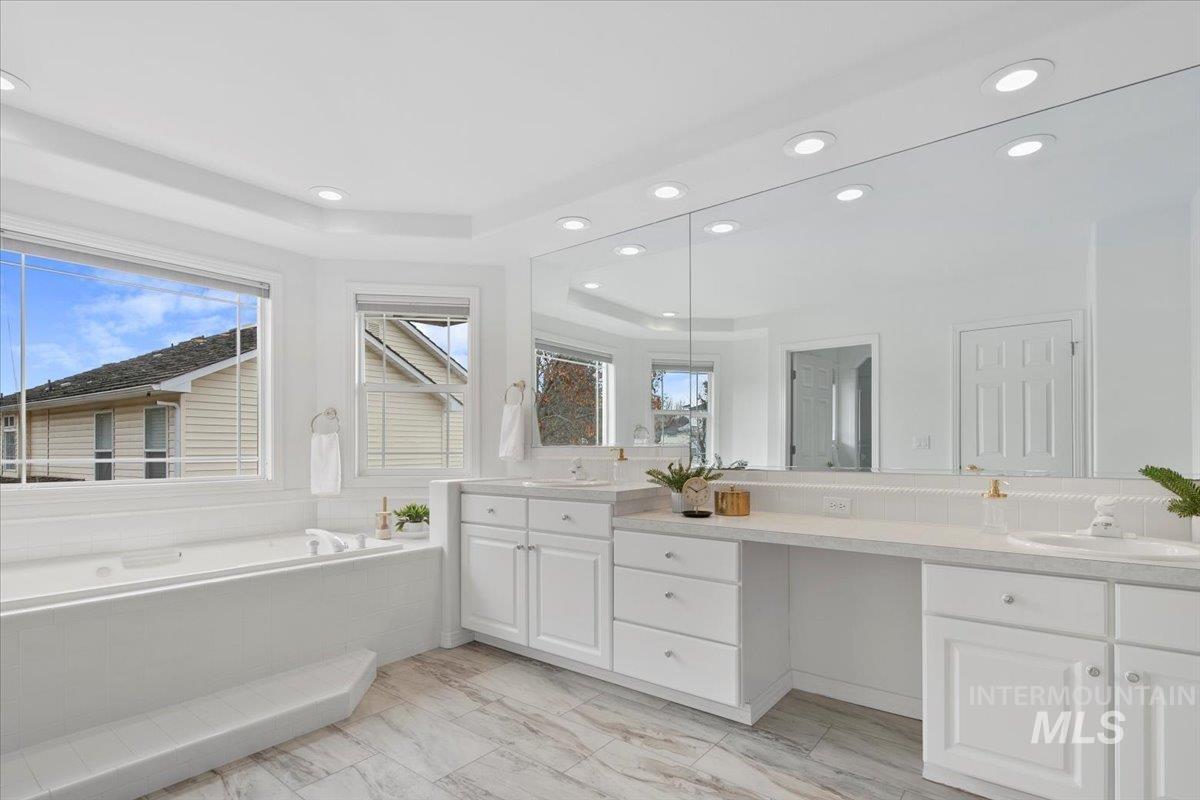 762 E Martinique Dr, Meridian, Idaho 83642, 4 Bedrooms, 2.5 Bathrooms, Residential For Sale, Price $739,900,MLS 98968535