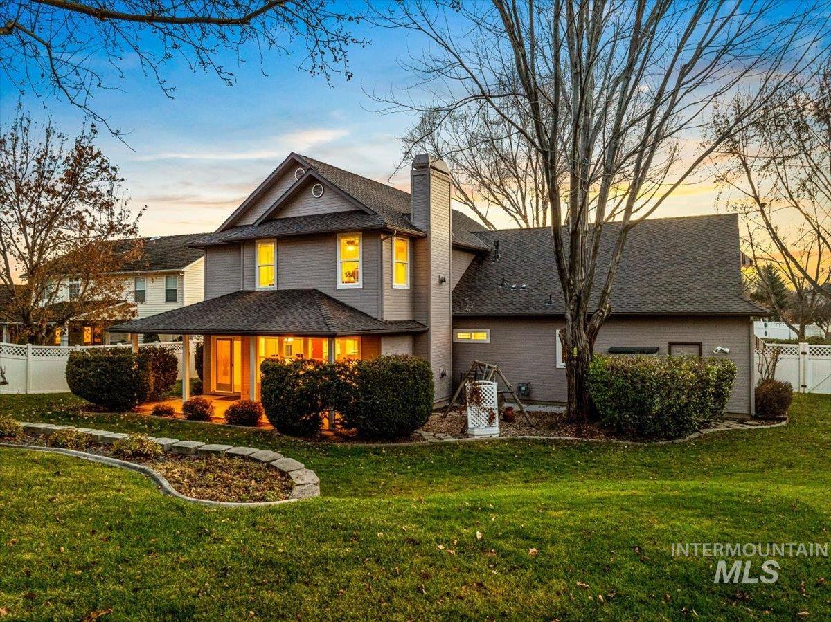 762 E Martinique Dr, Meridian, Idaho 83642, 4 Bedrooms, 2.5 Bathrooms, Residential For Sale, Price $739,900,MLS 98968535