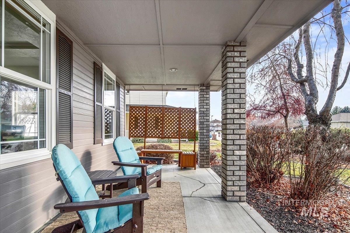 762 E Martinique Dr, Meridian, Idaho 83642, 4 Bedrooms, 2.5 Bathrooms, Residential For Sale, Price $739,900,MLS 98968535