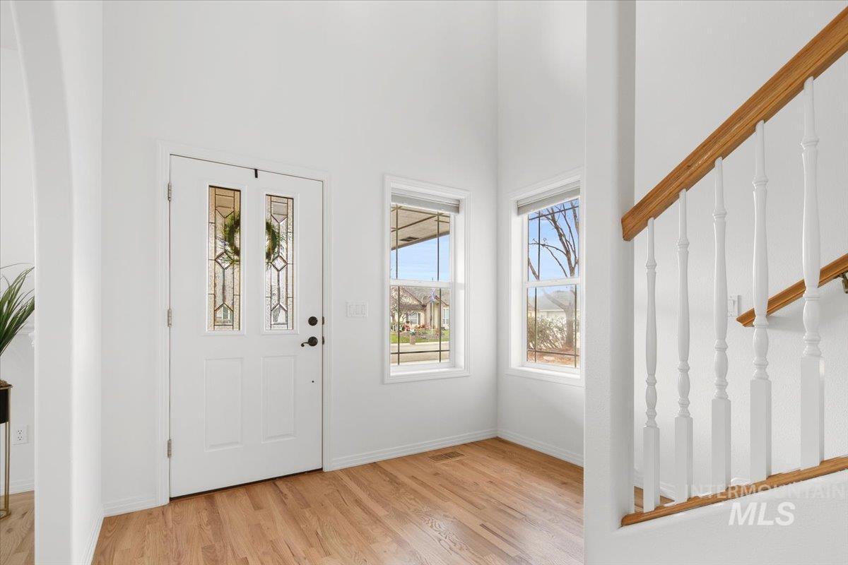 762 E Martinique Dr, Meridian, Idaho 83642, 4 Bedrooms, 2.5 Bathrooms, Residential For Sale, Price $739,900,MLS 98968535