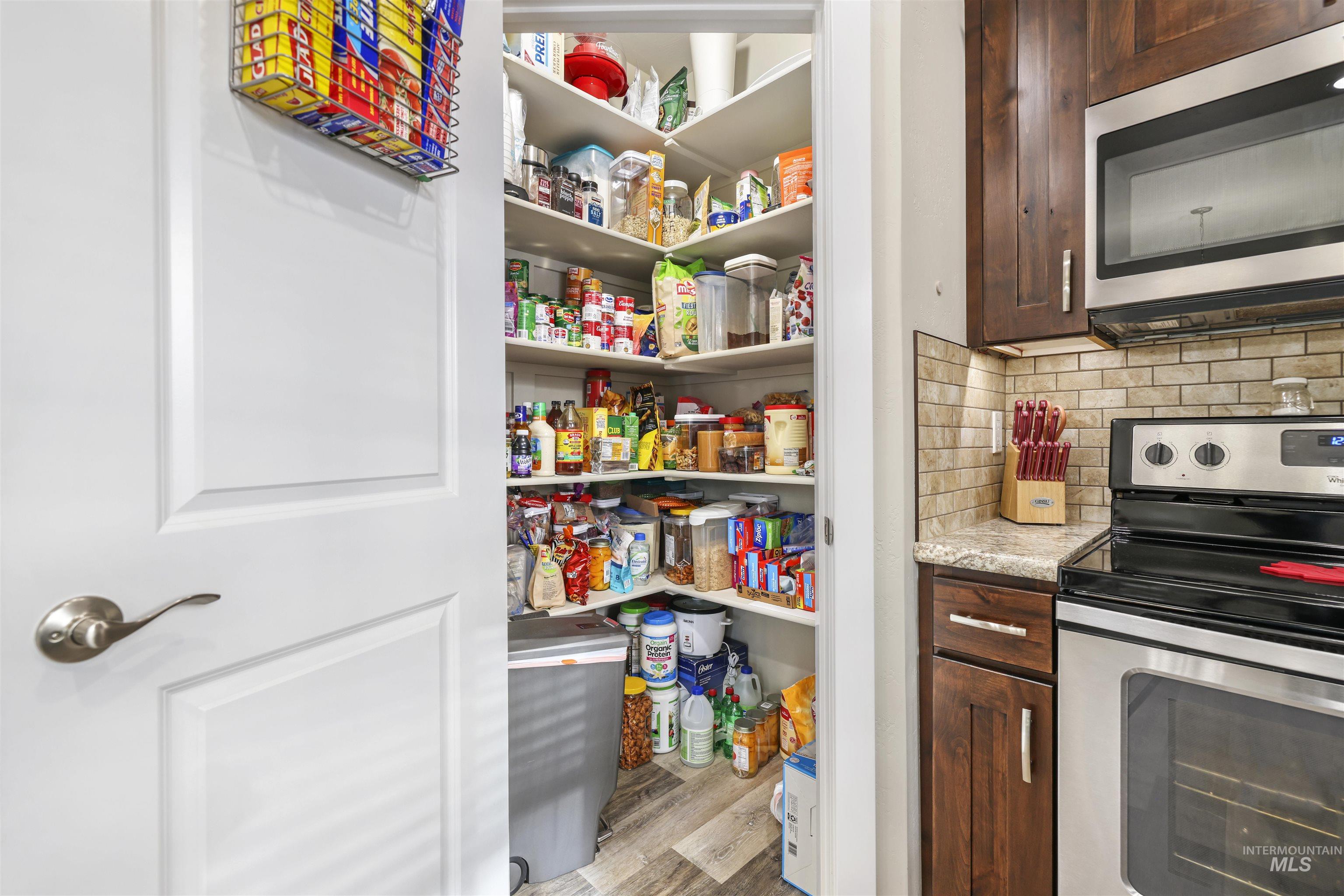 831 Lynx Dr, Jerome, Idaho 83338, 3 Bedrooms, 2 Bathrooms, Residential For Sale, Price $345,000,MLS 98968544