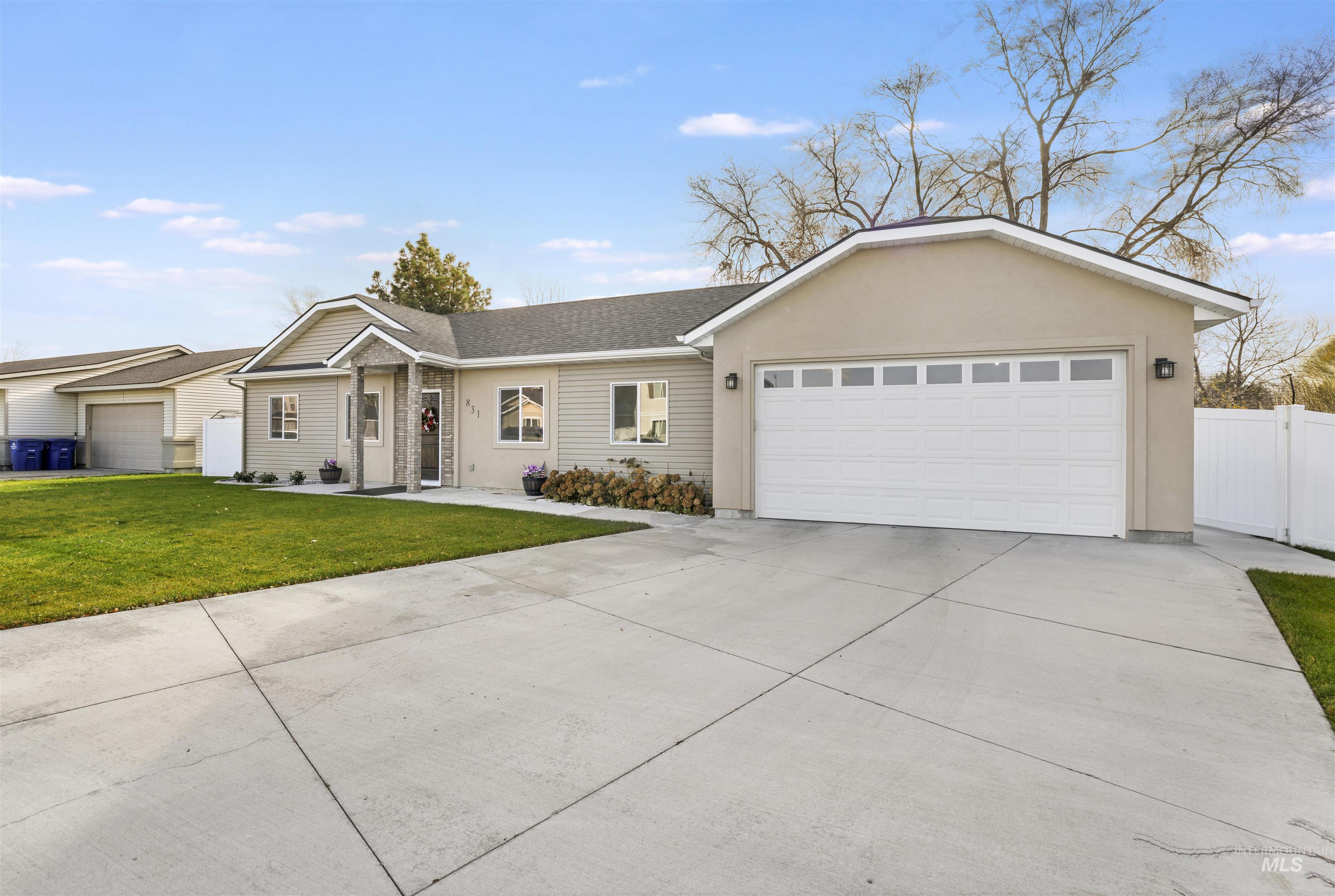 831 Lynx Dr, Jerome, Idaho 83338, 3 Bedrooms, 2 Bathrooms, Residential For Sale, Price $345,000,MLS 98968544