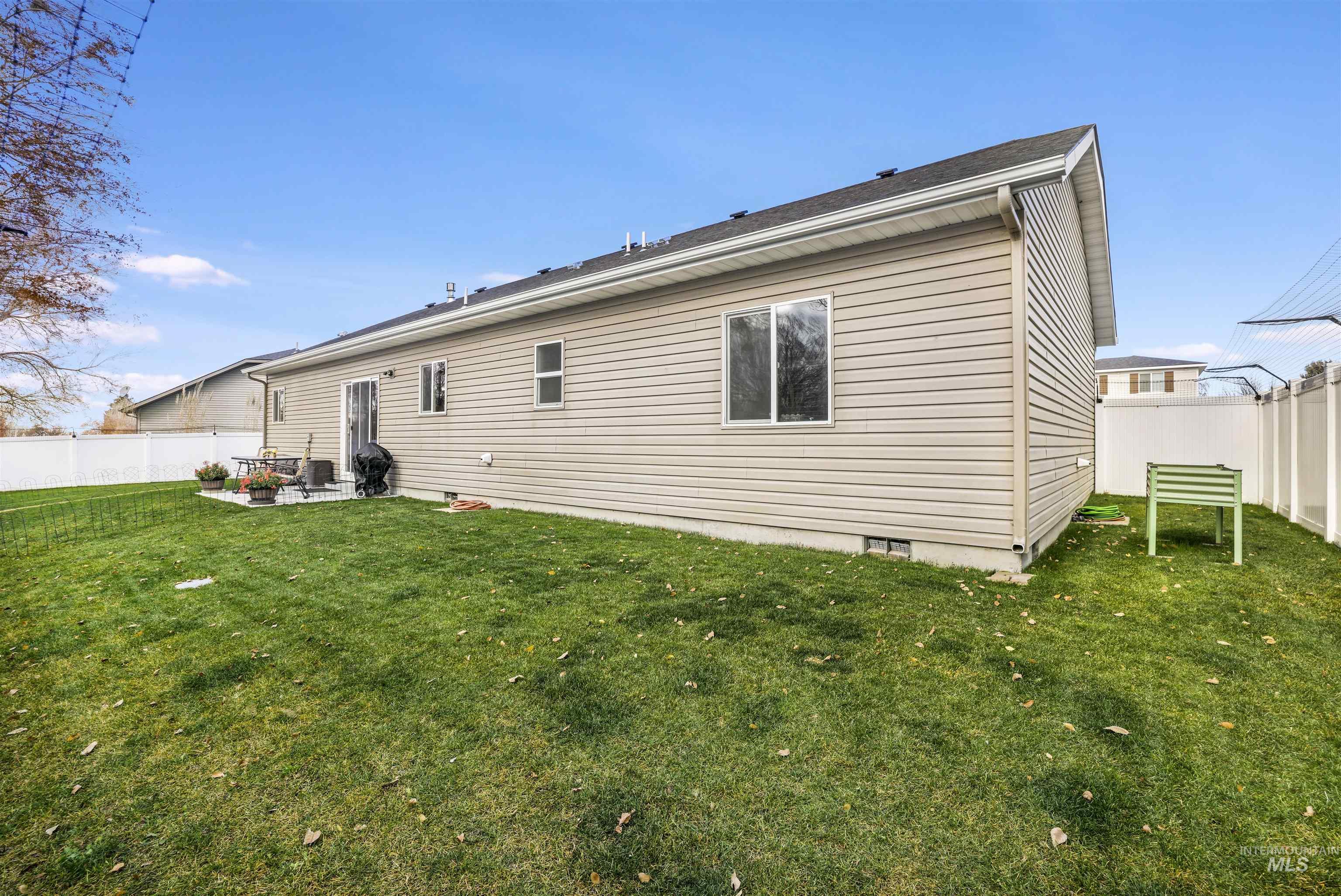 831 Lynx Dr, Jerome, Idaho 83338, 3 Bedrooms, 2 Bathrooms, Residential For Sale, Price $345,000,MLS 98968544