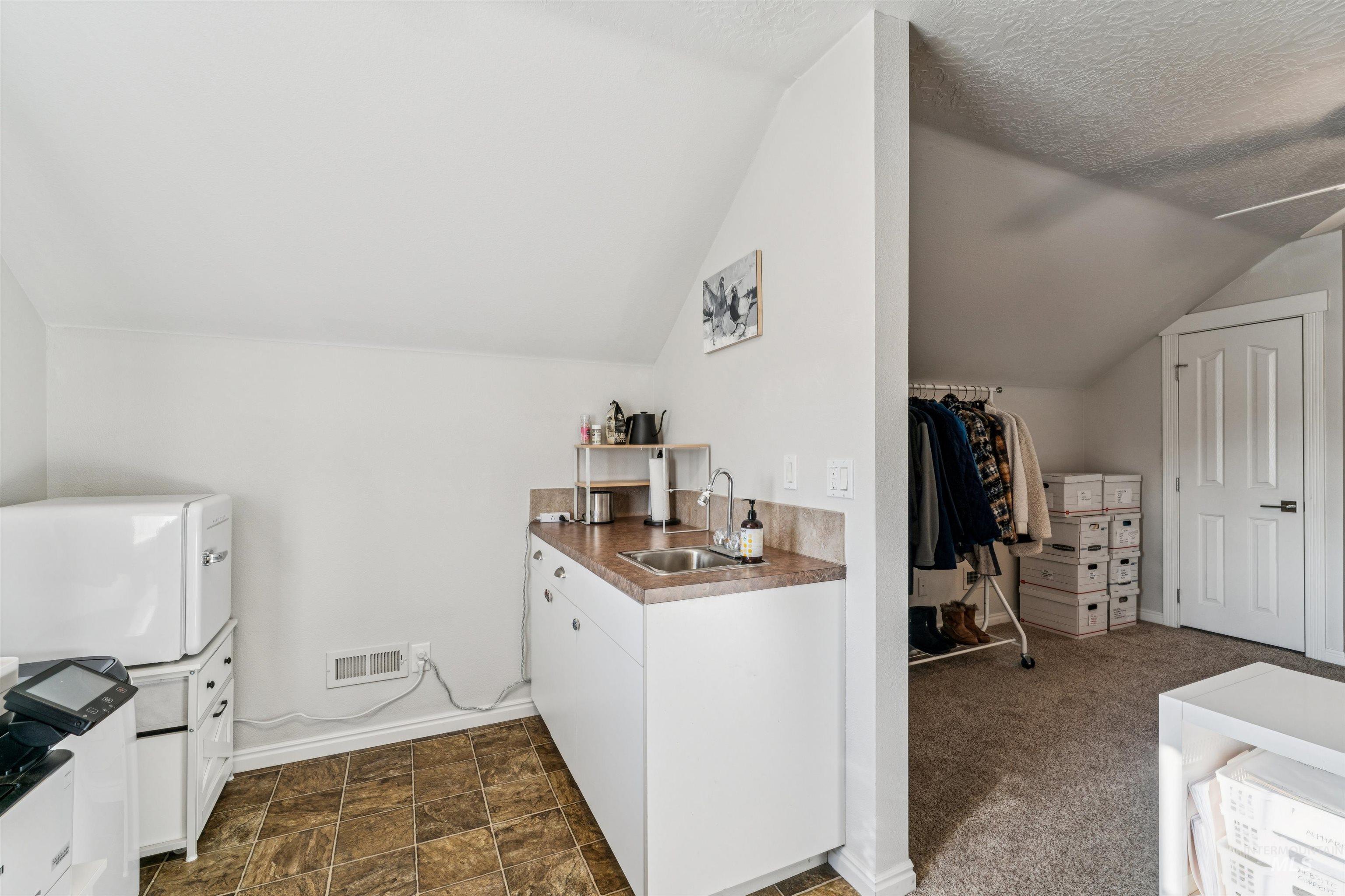 11212 W Inglin Court, Boise, Idaho 83709, 4 Bedrooms, 3.5 Bathrooms, Residential For Sale, Price $765,000,MLS 98968545