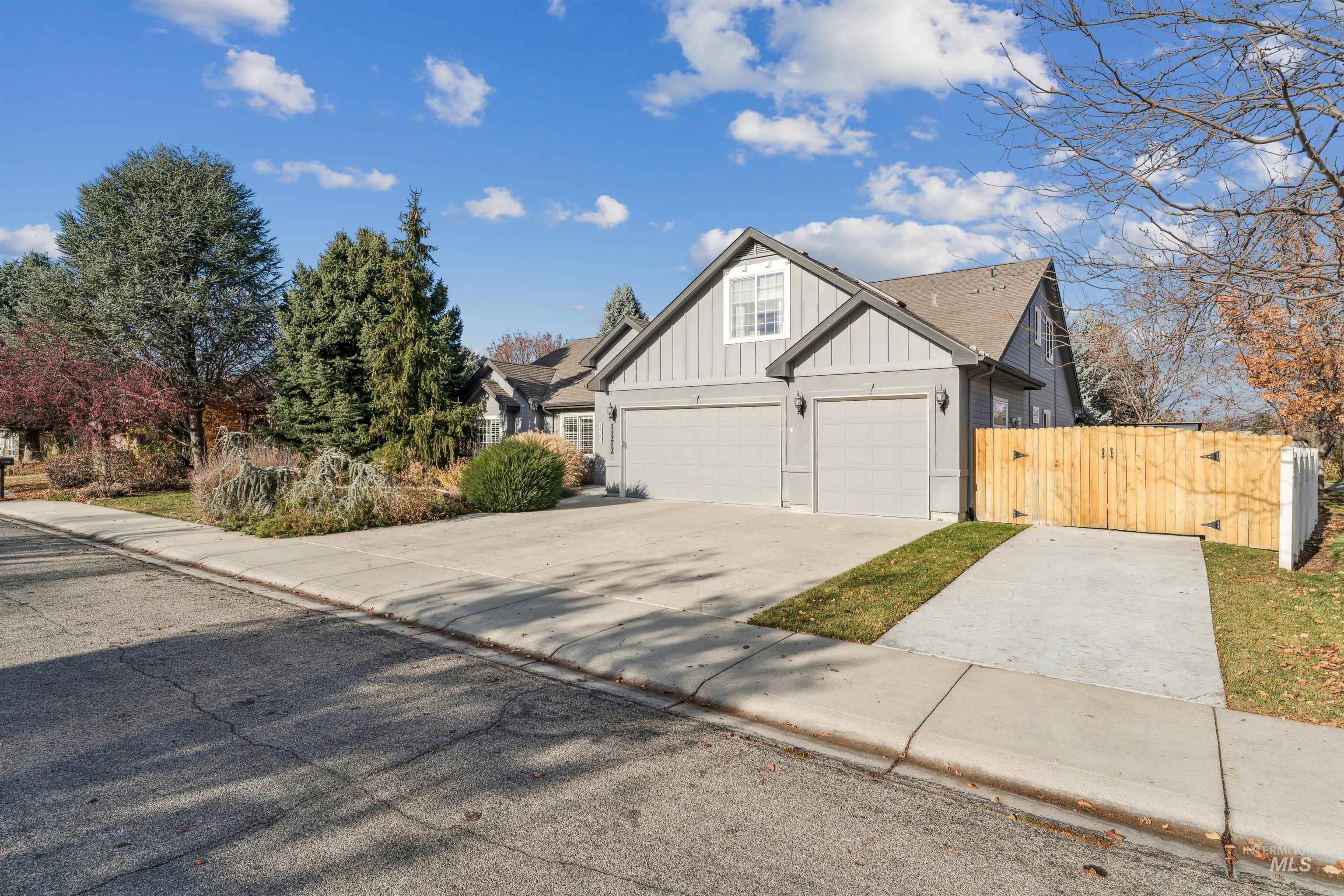 11212 W Inglin Court, Boise, Idaho 83709, 4 Bedrooms, 3.5 Bathrooms, Residential For Sale, Price $765,000,MLS 98968545