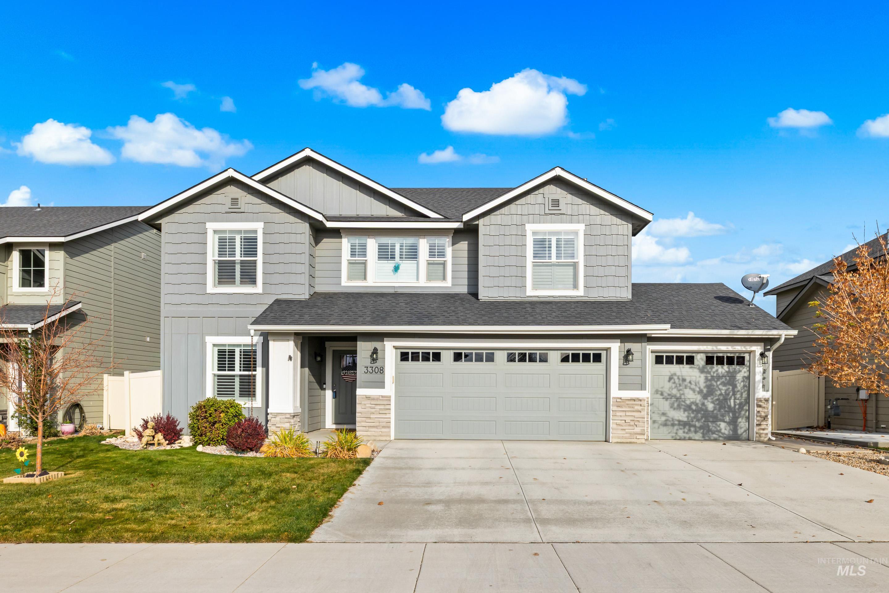 3308 W Zarea Dr, Meridian, Idaho 83642, 4 Bedrooms, 2.5 Bathrooms, Residential For Sale, Price $539,000,MLS 98968552
