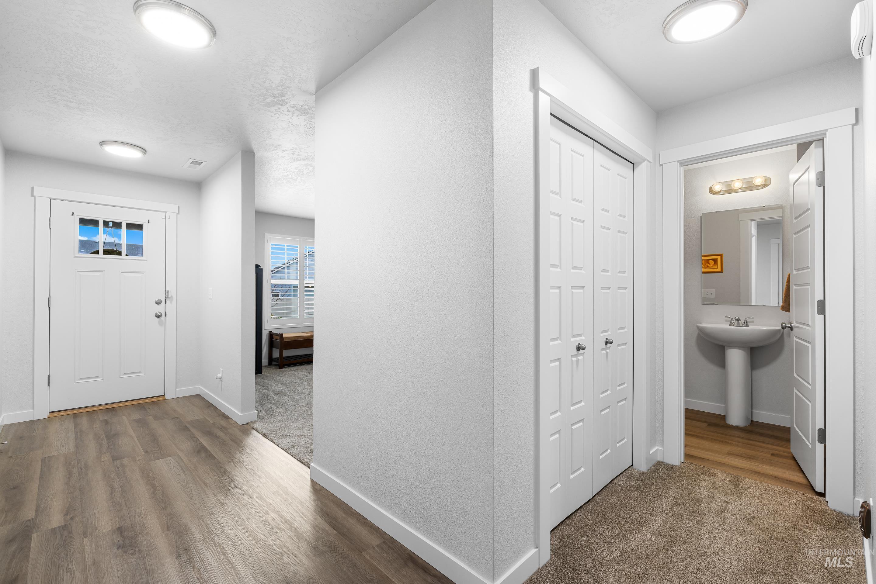 3308 W Zarea Dr, Meridian, Idaho 83642, 4 Bedrooms, 2.5 Bathrooms, Residential For Sale, Price $539,000,MLS 98968552