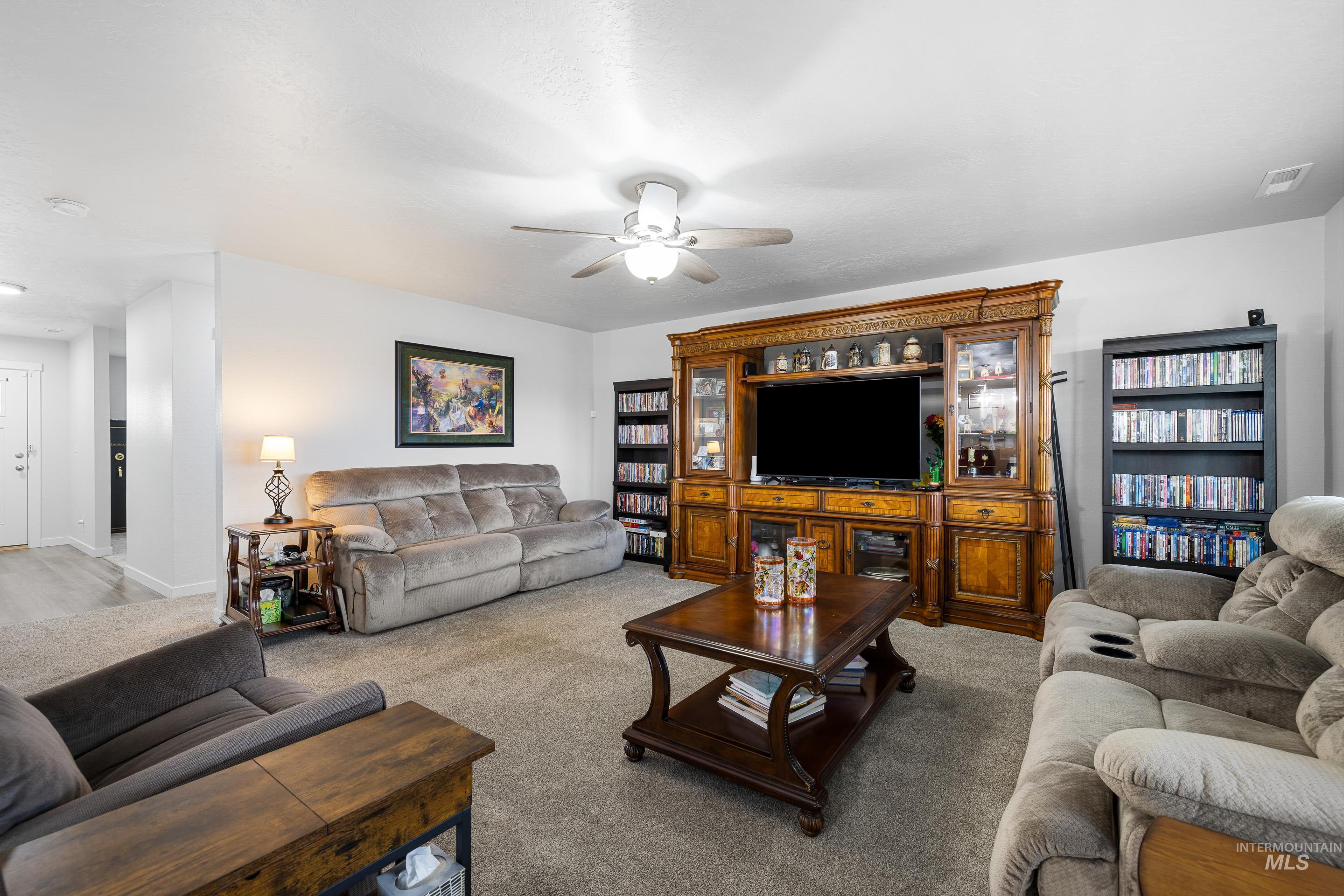 3308 W Zarea Dr, Meridian, Idaho 83642, 4 Bedrooms, 2.5 Bathrooms, Residential For Sale, Price $539,000,MLS 98968552