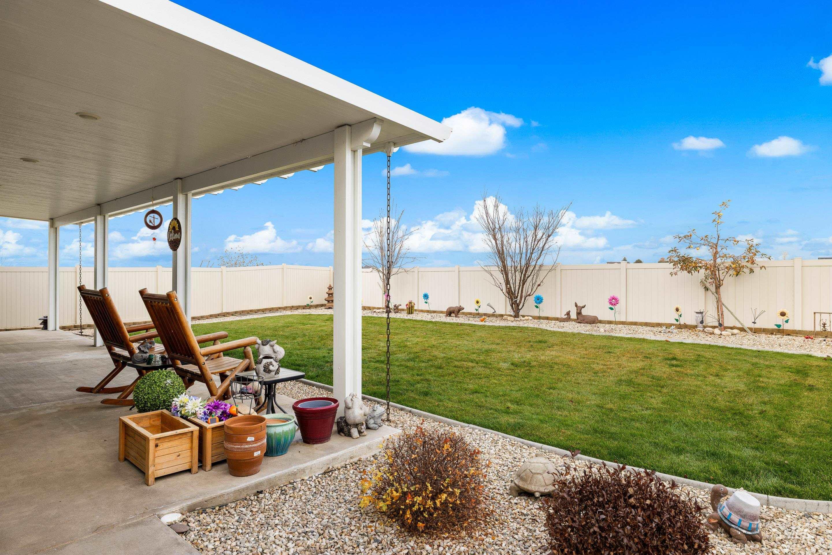 3308 W Zarea Dr, Meridian, Idaho 83642, 4 Bedrooms, 2.5 Bathrooms, Residential For Sale, Price $539,000,MLS 98968552