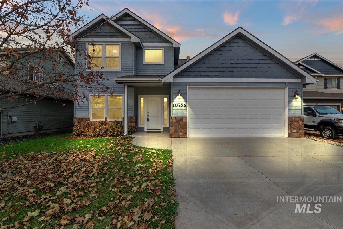 10756 Cocoon Ct., Nampa, Idaho 83687, 3 Bedrooms, 2.5 Bathrooms, Residential For Sale, Price $389,000,MLS 98968555