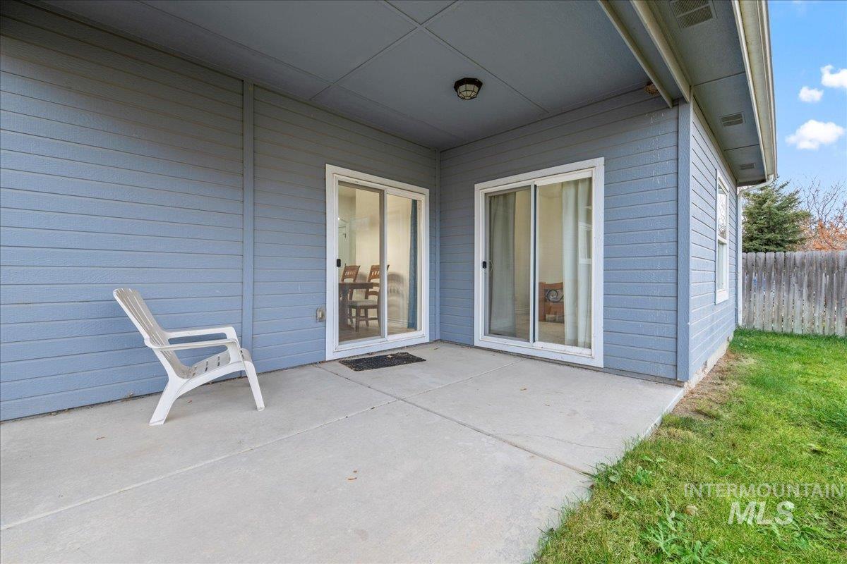 10756 Cocoon Ct., Nampa, Idaho 83687, 3 Bedrooms, 2.5 Bathrooms, Residential For Sale, Price $389,000,MLS 98968555