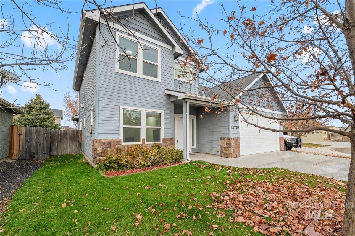 10756 Cocoon Ct., Nampa, Idaho 83687, 3 Bedrooms, 2.5 Bathrooms, Residential For Sale, Price $389,000,MLS 98968555