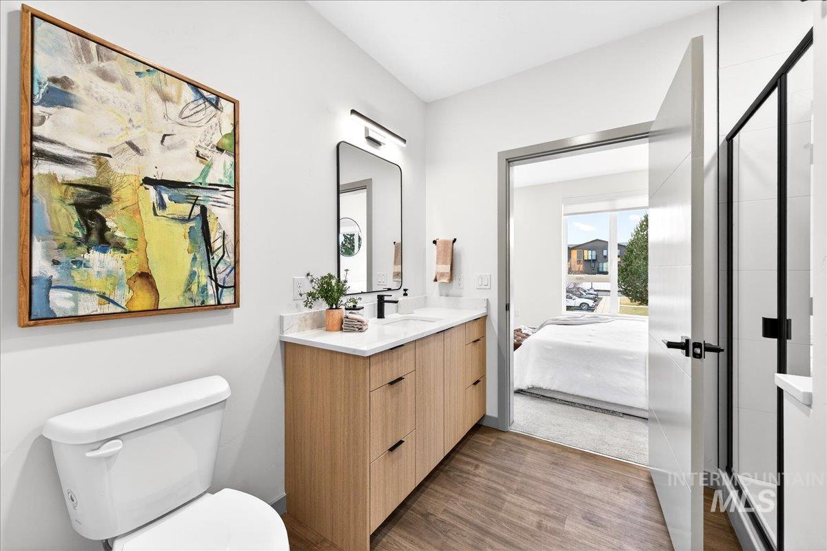 2312 S Broadway Avenue, Boise, Idaho 83706, 2 Bedrooms, 2 Bathrooms, Residential For Sale, Price $445,000, 98968559