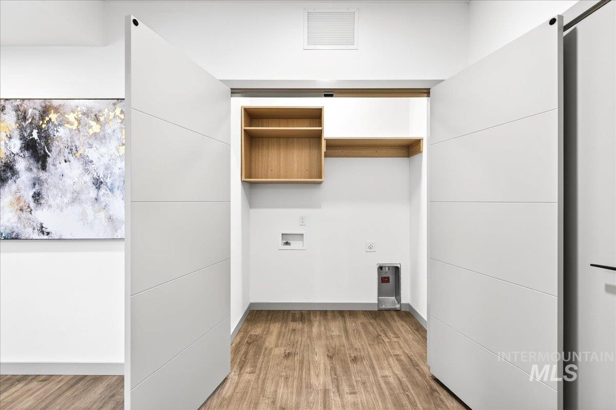 2312 S Broadway Avenue, Boise, Idaho 83706, 2 Bedrooms, 2 Bathrooms, Residential For Sale, Price $445,000, 98968559