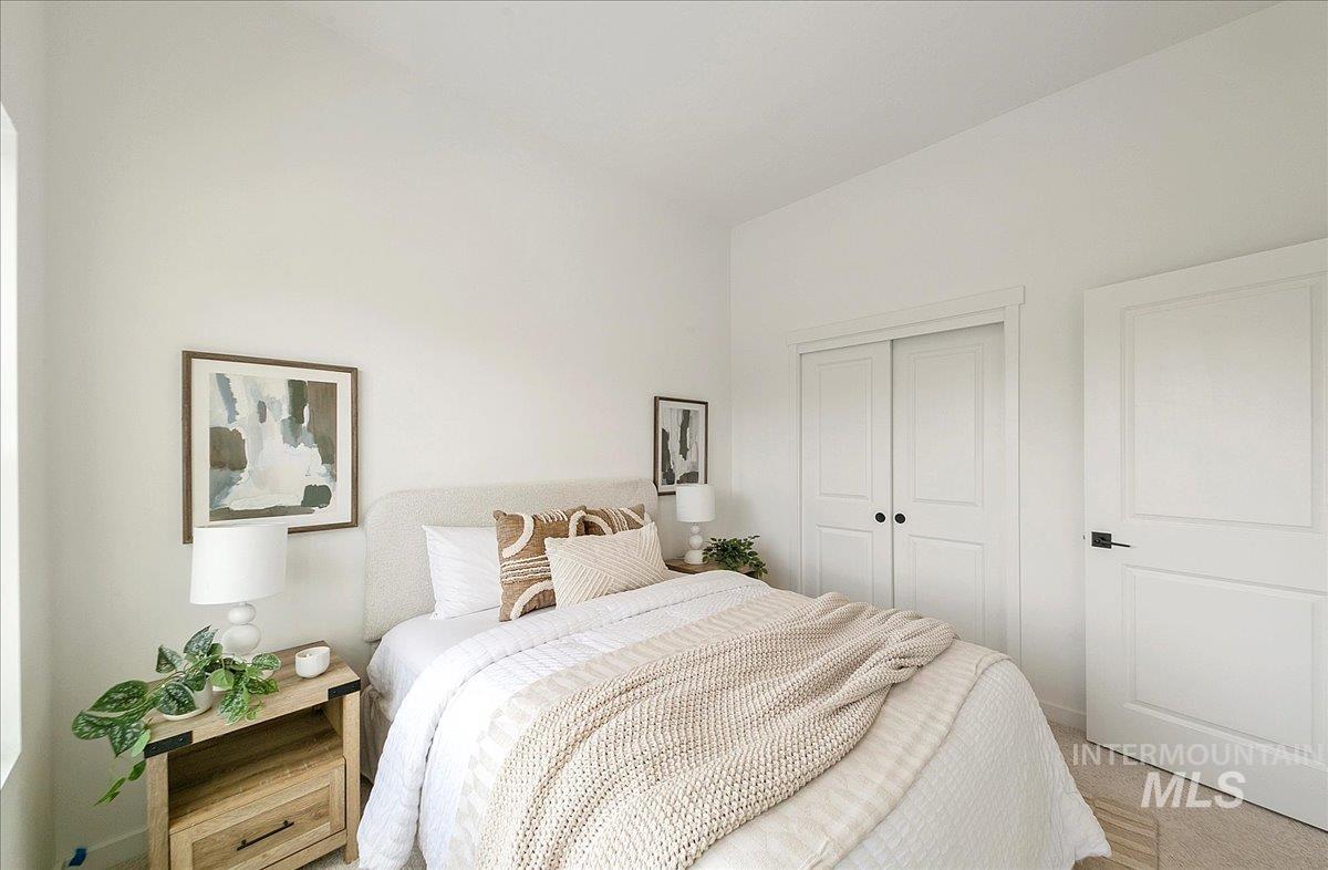 118 E Pennsylvania St, Boise, Idaho 83706, 4 Bedrooms, 2.5 Bathrooms, Residential Income For Sale, Price $549,000,MLS 98968560