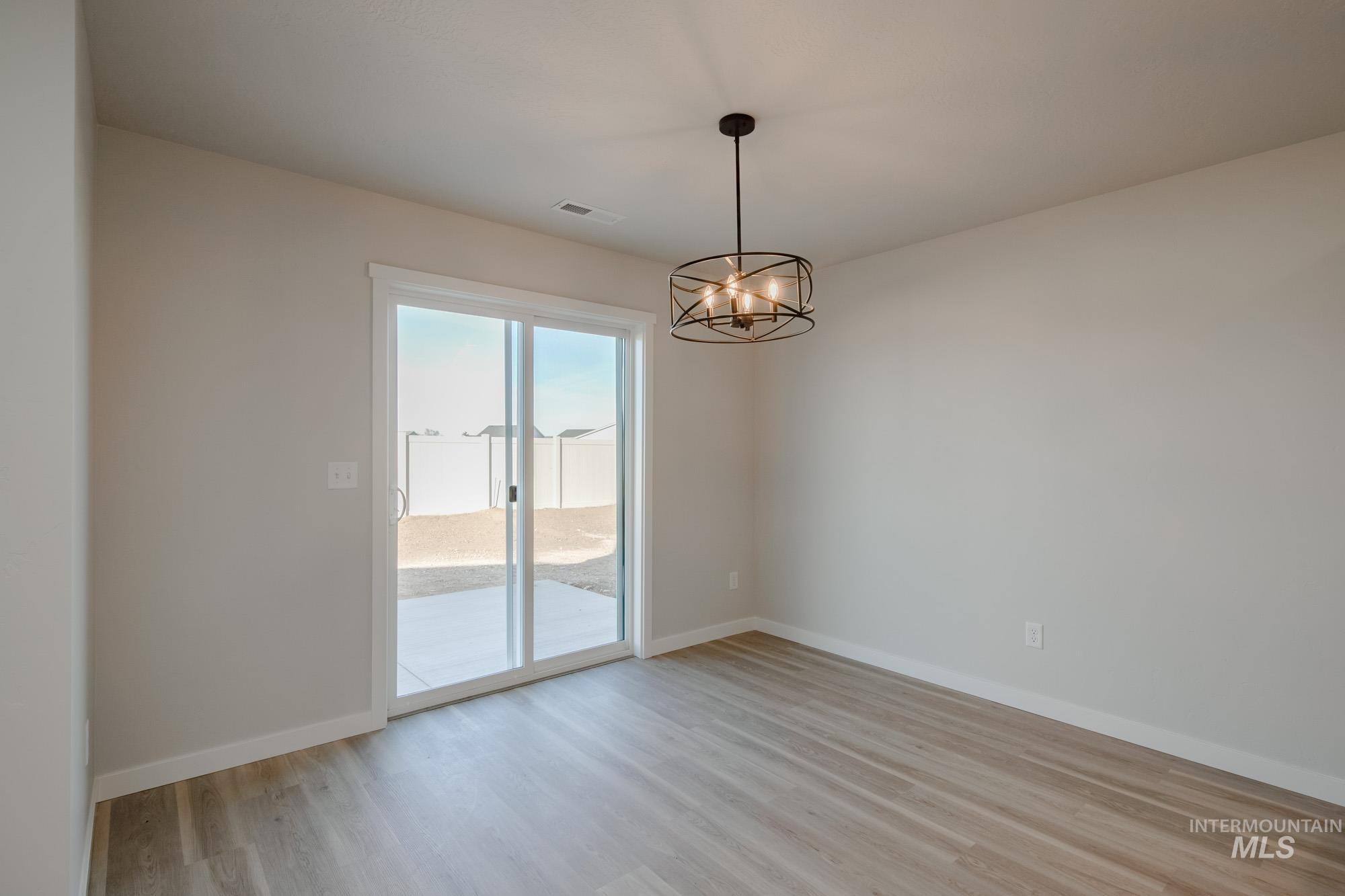 3047 S Maple Ranch Way, Nampa, Idaho 83686, 3 Bedrooms, 2.5 Bathrooms, Residential For Sale, Price $392,990, 98968566