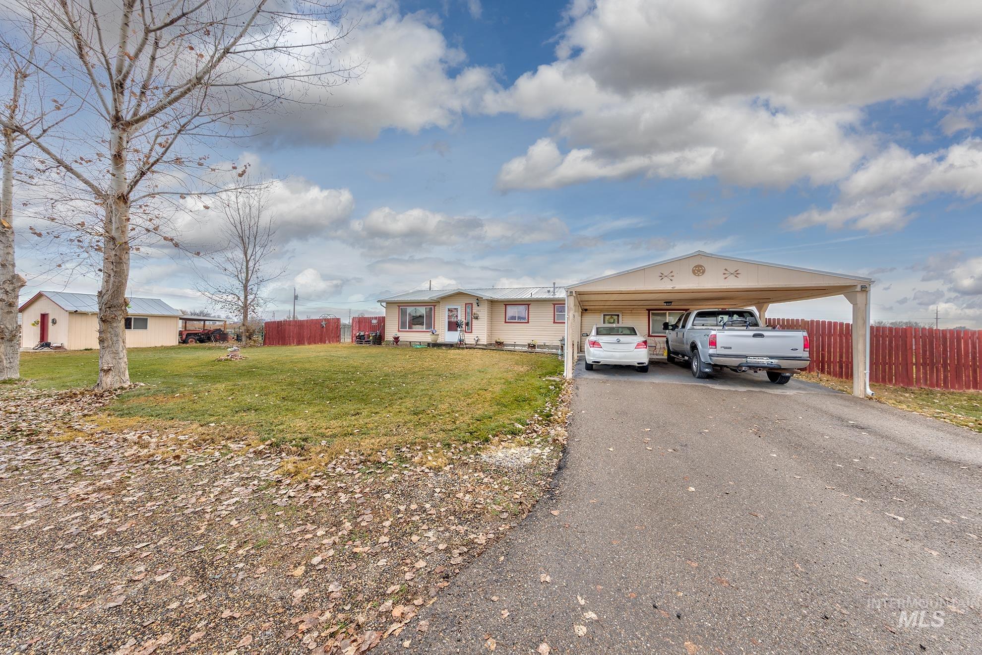 393 Tuttle Dr, Ontario, Oregon 97914, 4 Bedrooms, 2 Bathrooms, Residential For Sale, Price $425,000, 98968567