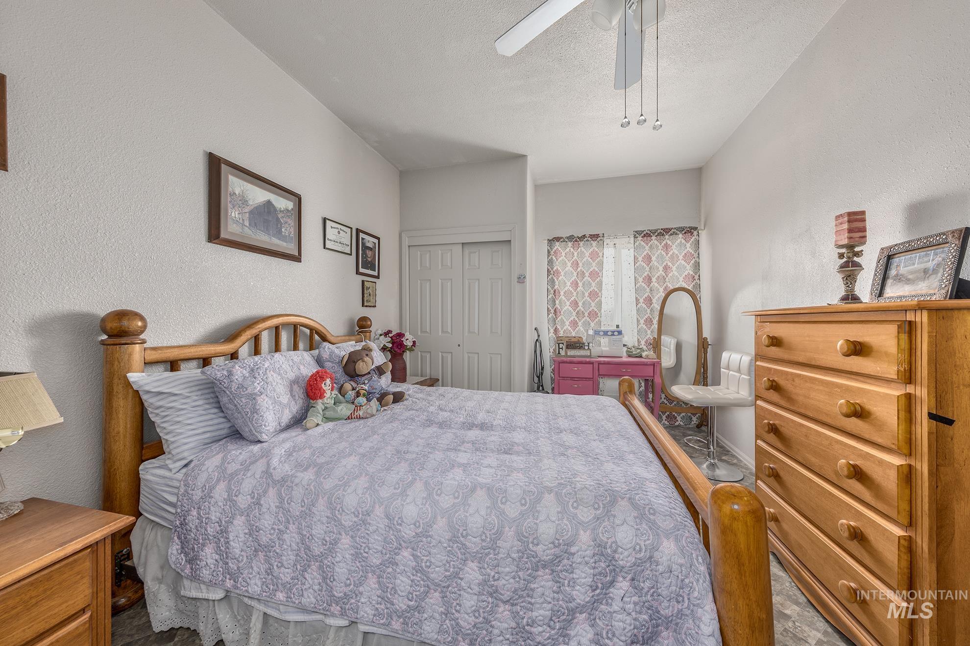 393 Tuttle Dr, Ontario, Oregon 97914, 4 Bedrooms, 2 Bathrooms, Residential For Sale, Price $425,000, 98968567