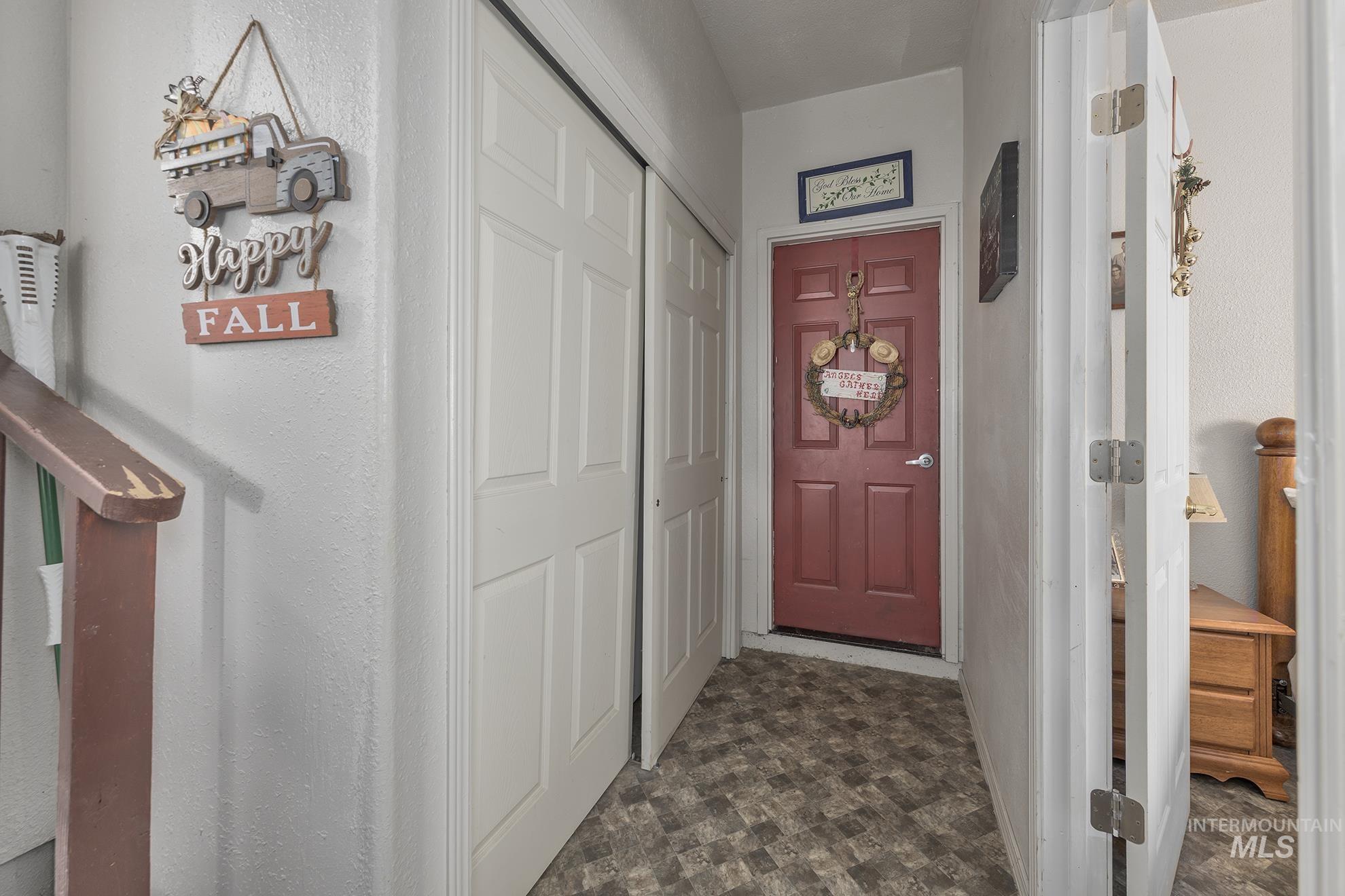 393 Tuttle Dr, Ontario, Oregon 97914, 4 Bedrooms, 2 Bathrooms, Residential For Sale, Price $425,000, 98968567