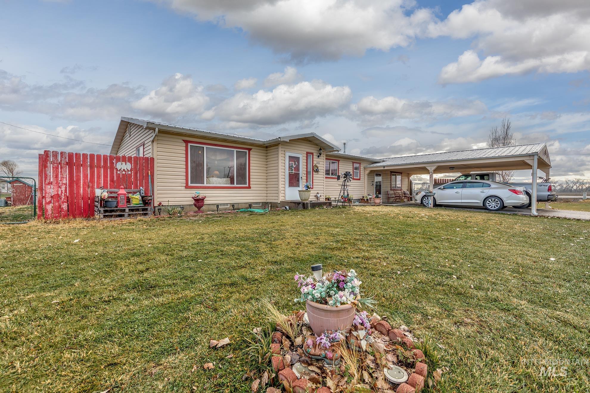 393 Tuttle Dr, Ontario, Oregon 97914, 4 Bedrooms, 2 Bathrooms, Residential For Sale, Price $425,000, 98968567