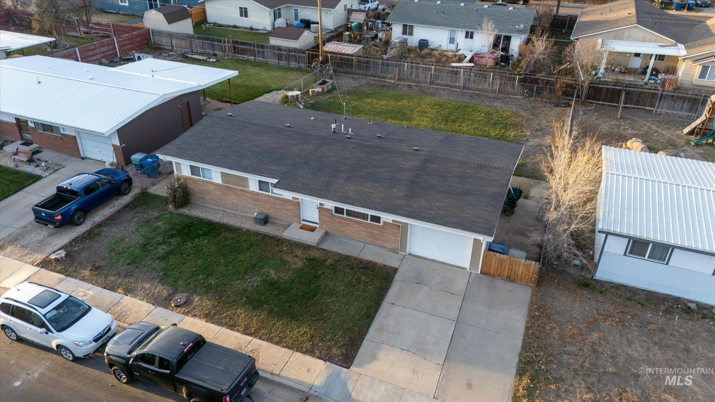 406 Chestnut St, Mountain Home, Idaho 83647, 3 Bedrooms, 1 Bathroom, Residential For Sale, Price $285,000,MLS 98968569