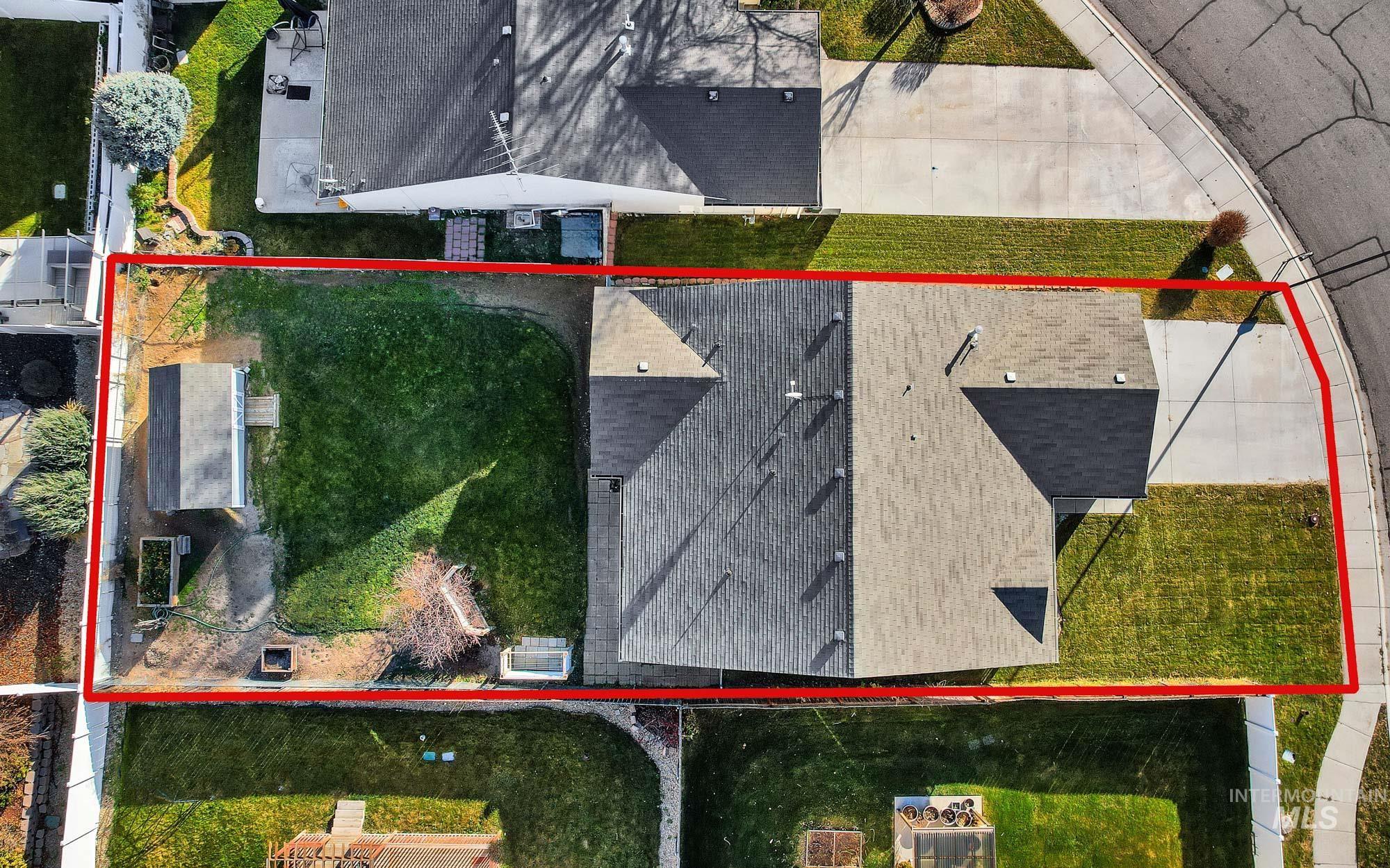 262 N Sunbird Ave, Kuna, Idaho 83634, 3 Bedrooms, 2 Bathrooms, Residential For Sale, Price $385,000,MLS 98968572