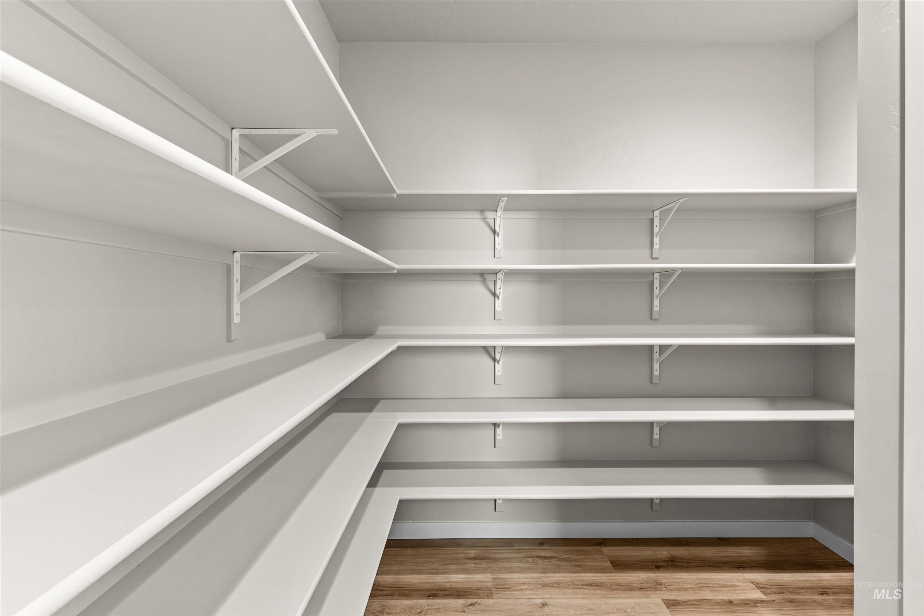 5459 W Yarnell St, Eagle, Idaho 83616, 4 Bedrooms, 3.5 Bathrooms, Residential For Sale, Price $972,990,MLS 98968573