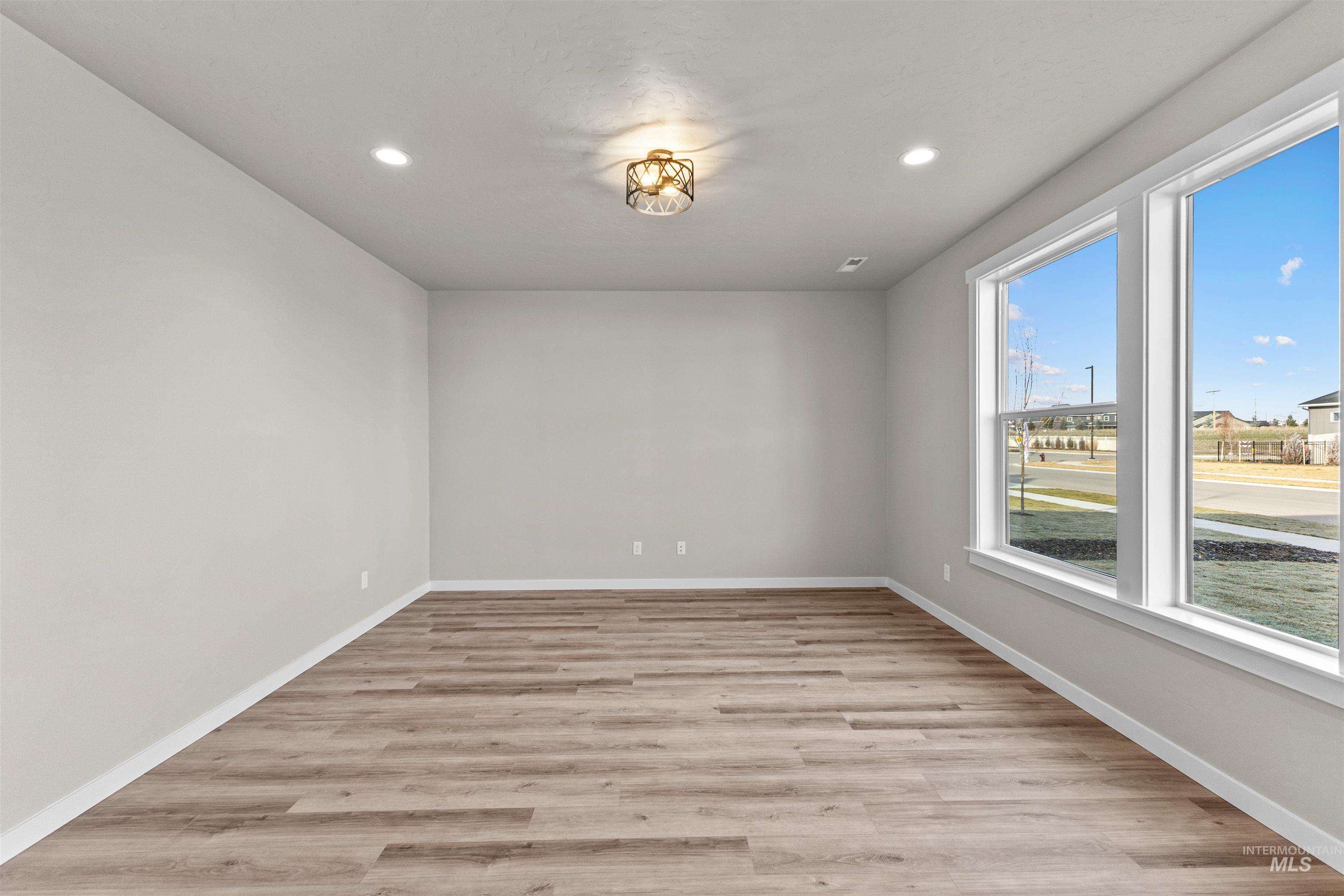 5459 W Yarnell St, Eagle, Idaho 83616, 4 Bedrooms, 3.5 Bathrooms, Residential For Sale, Price $972,990,MLS 98968573