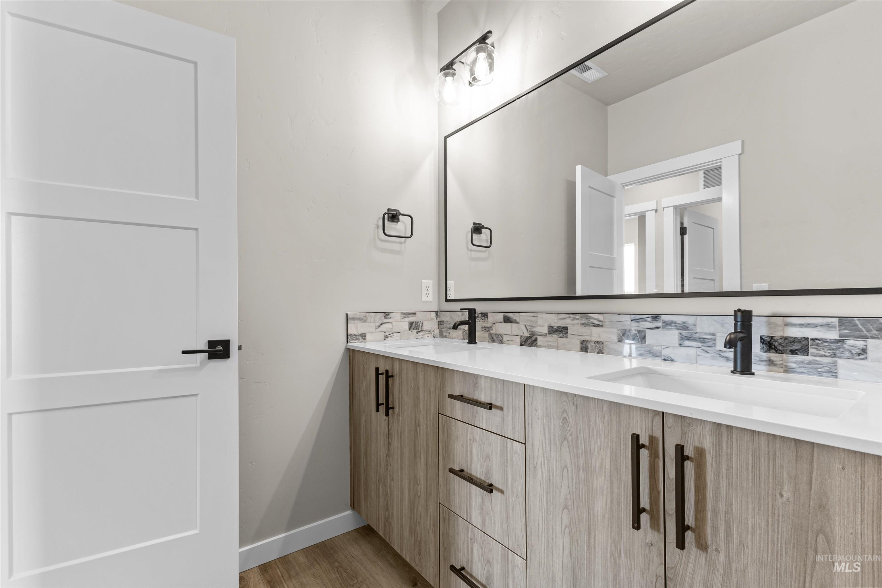 5459 W Yarnell St, Eagle, Idaho 83616, 4 Bedrooms, 3.5 Bathrooms, Residential For Sale, Price $972,990,MLS 98968573