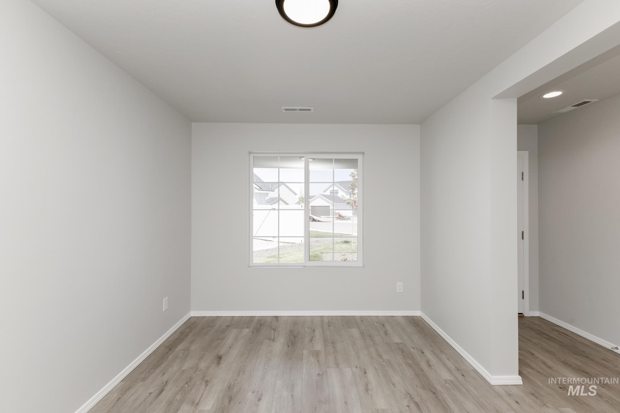 3787 E Jamestown Dr, Nampa, Idaho 83686, 4 Bedrooms, 2.5 Bathrooms, Residential For Sale, Price $434,990,MLS 98968575