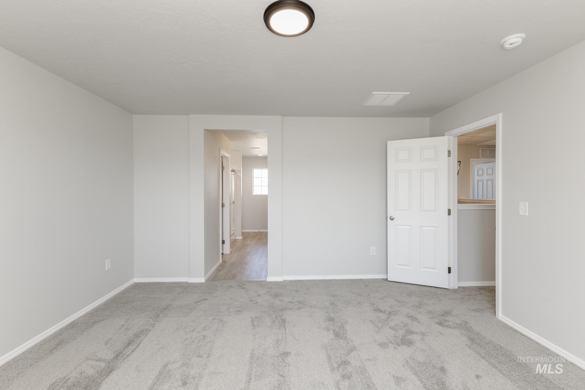 3787 E Jamestown Dr, Nampa, Idaho 83686, 4 Bedrooms, 2.5 Bathrooms, Residential For Sale, Price $434,990,MLS 98968575