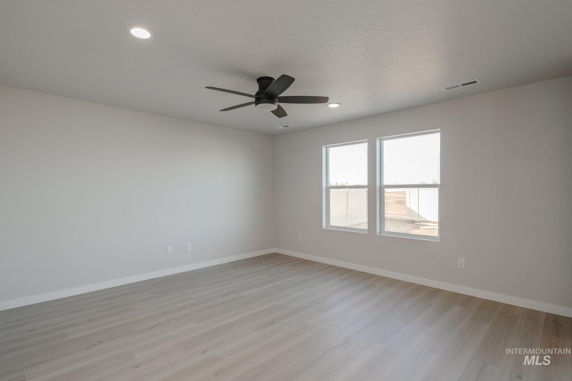 3117 S Maple Ranch Way, Nampa, Idaho 83686, 3 Bedrooms, 2.5 Bathrooms, Residential For Sale, Price $402,990, 98968576