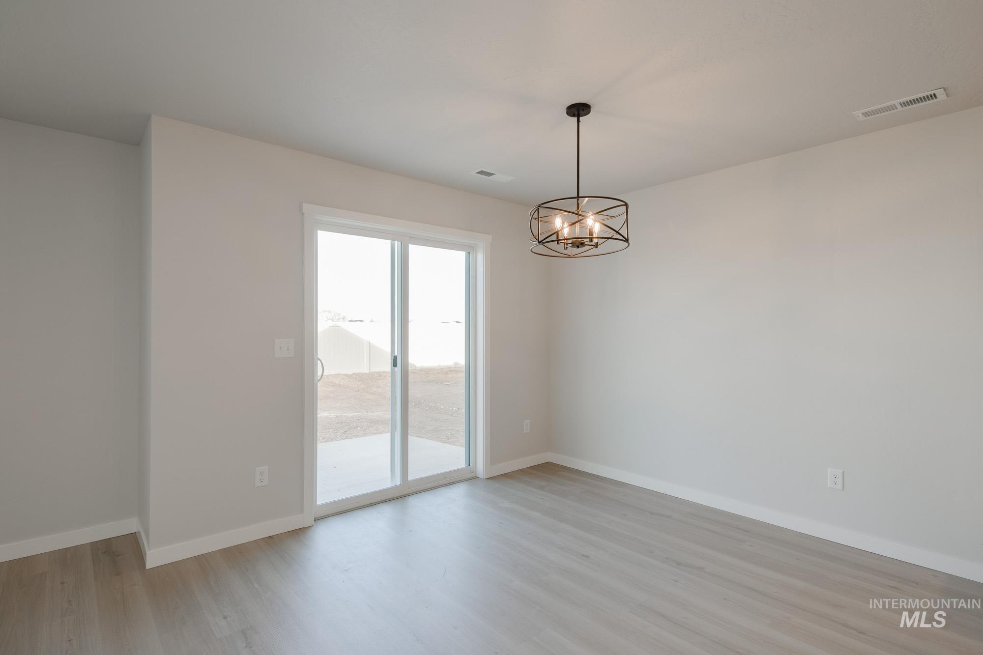 3117 S Maple Ranch Way, Nampa, Idaho 83686, 3 Bedrooms, 2.5 Bathrooms, Residential For Sale, Price $402,990,MLS 98968576