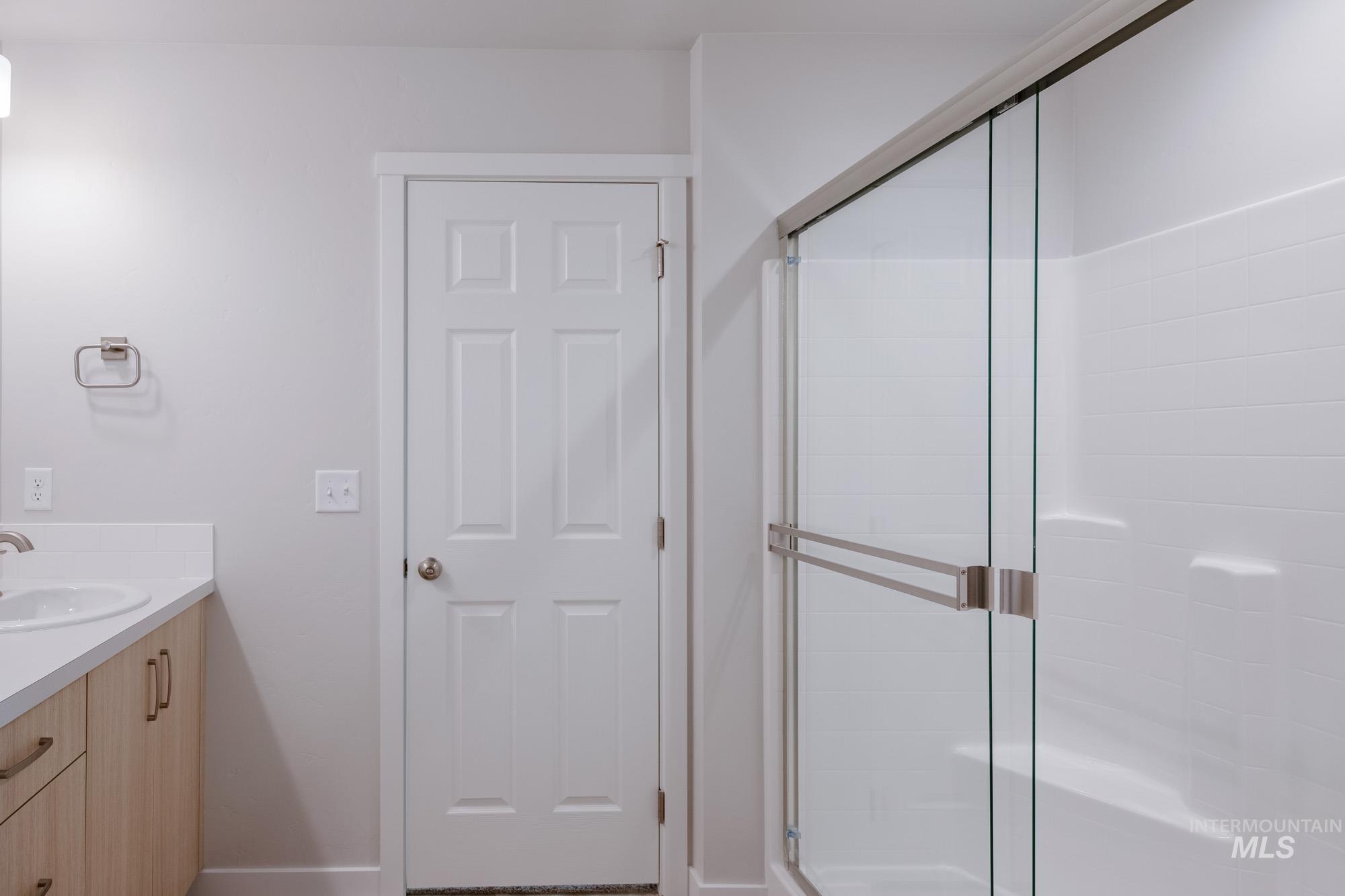 3089 S Maple Ranch Way, Nampa, Idaho 83686, 4 Bedrooms, 2.5 Bathrooms, Residential For Sale, Price $444,990, 98968578