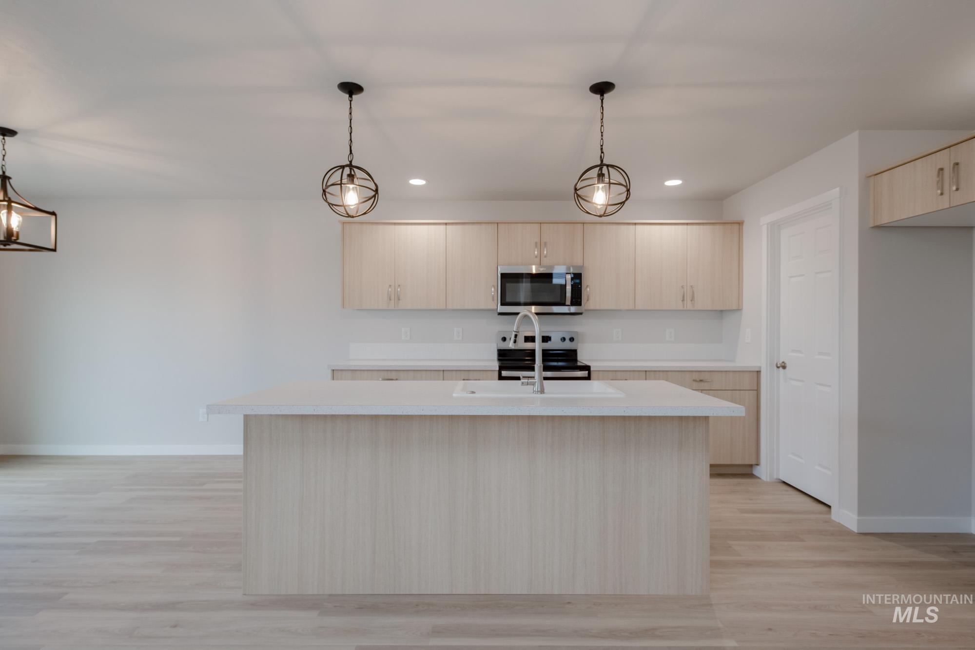 3089 S Maple Ranch Way, Nampa, Idaho 83686, 4 Bedrooms, 2.5 Bathrooms, Residential For Sale, Price $444,990, 98968578