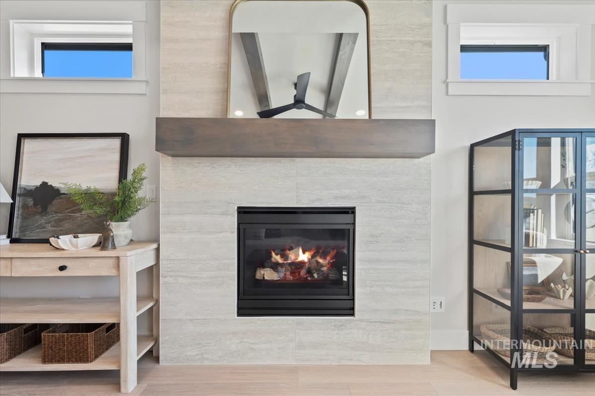 2206 E Rodeo St., Kuna, Idaho 83634, 3 Bedrooms, 2 Bathrooms, Residential For Sale, Price $519,880,MLS 98968579