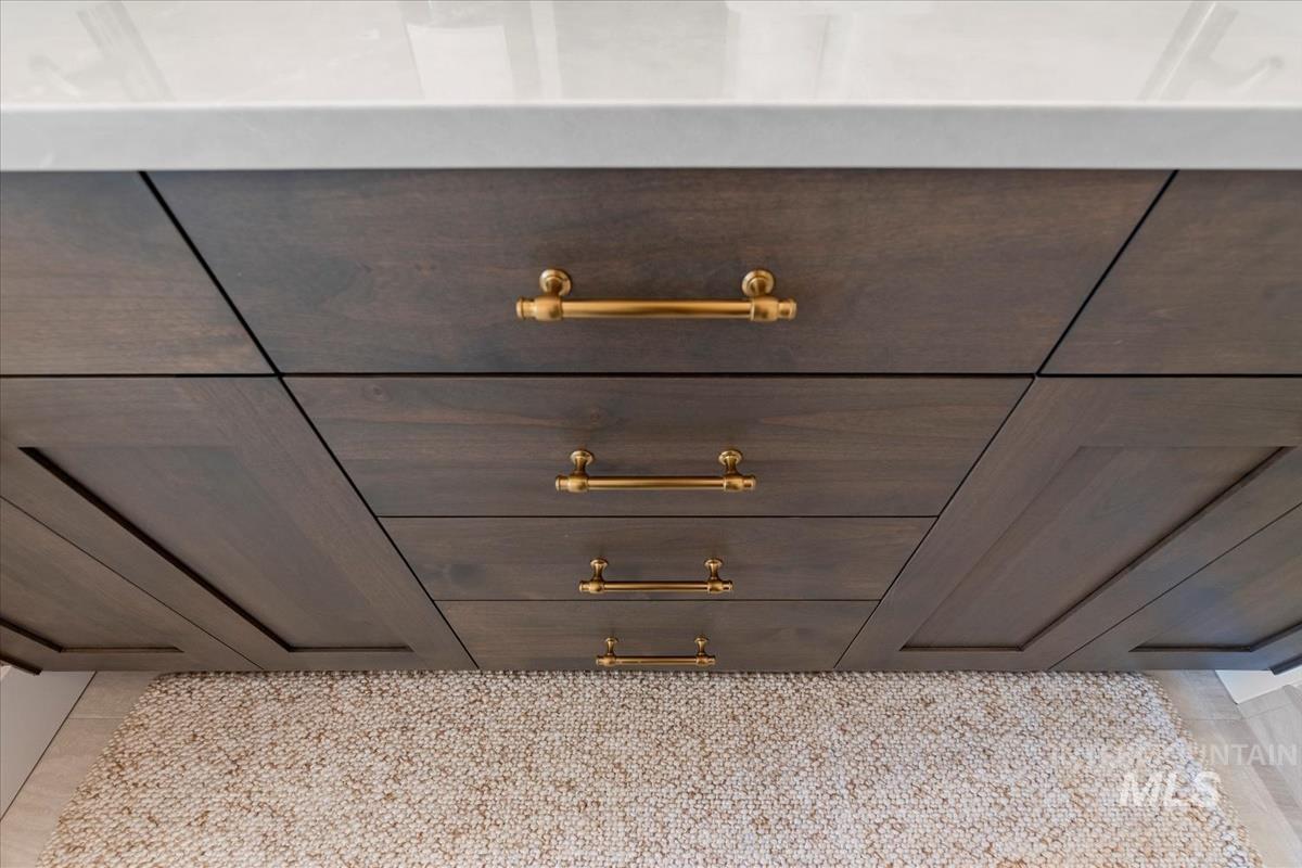 2206 E Rodeo St., Kuna, Idaho 83634, 3 Bedrooms, 2 Bathrooms, Residential For Sale, Price $519,880,MLS 98968579