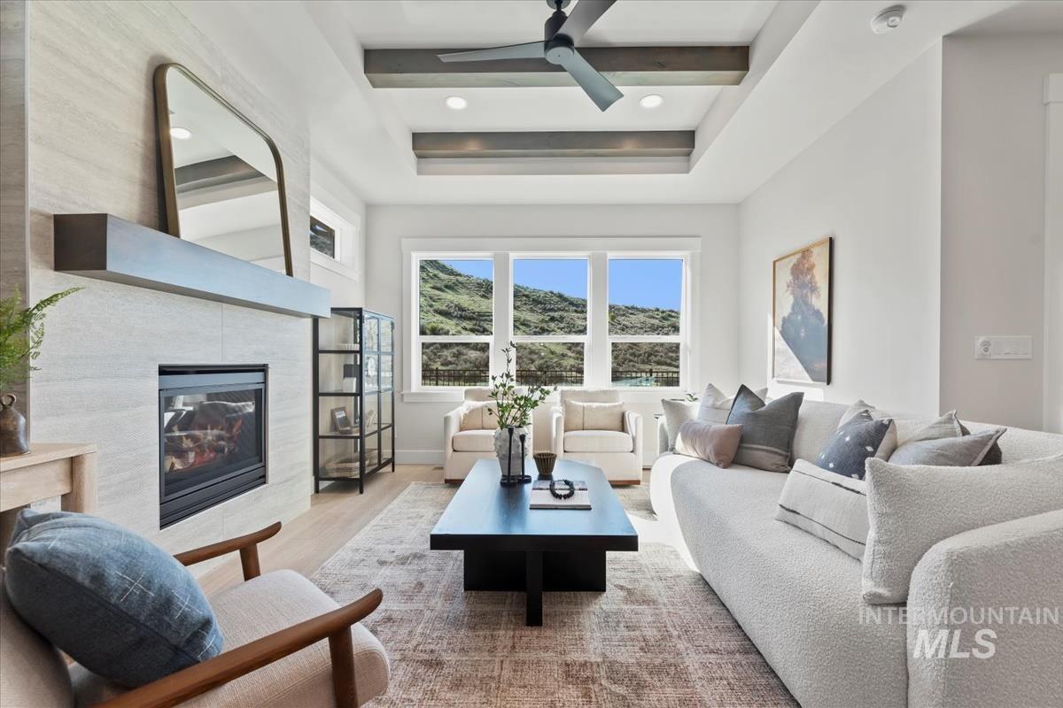 2206 E Rodeo St., Kuna, Idaho 83634, 3 Bedrooms, 2 Bathrooms, Residential For Sale, Price $519,880,MLS 98968579