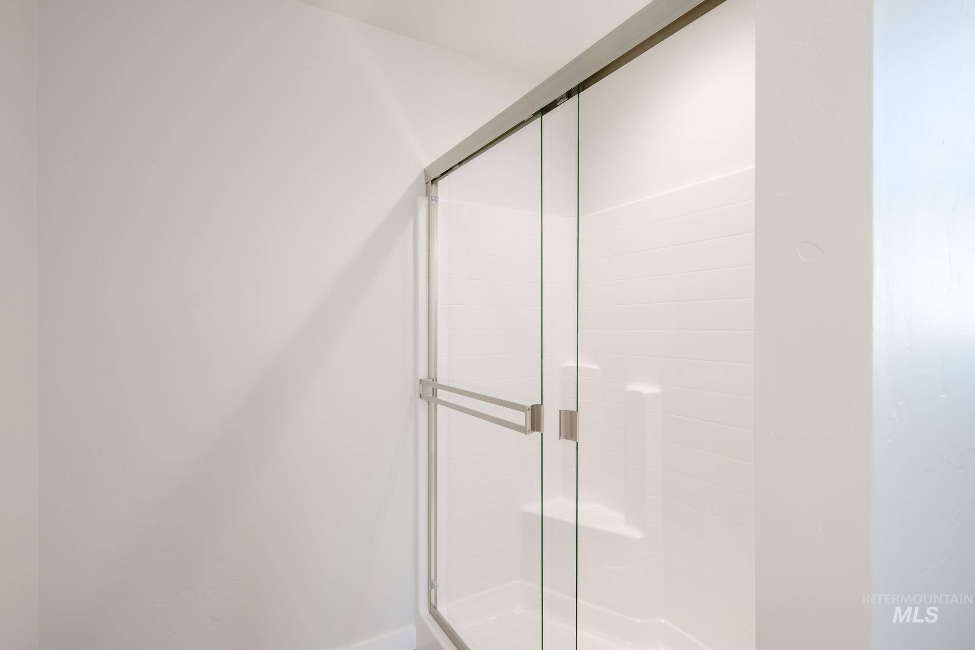 1556 Dyer St, Middleton, Idaho 83644, 3 Bedrooms, 2 Bathrooms, Residential For Sale, Price $414,990,MLS 98968581