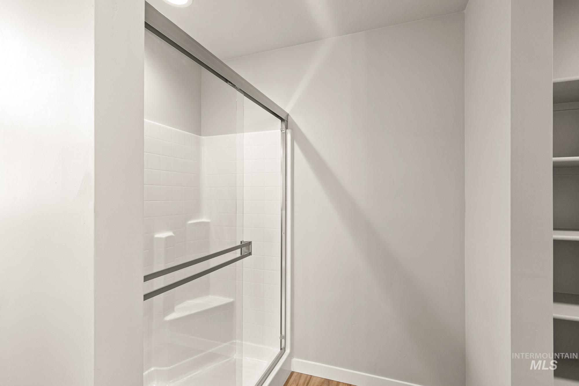 1556 Dyer St, Middleton, Idaho 83644, 3 Bedrooms, 2 Bathrooms, Residential For Sale, Price $414,990,MLS 98968581