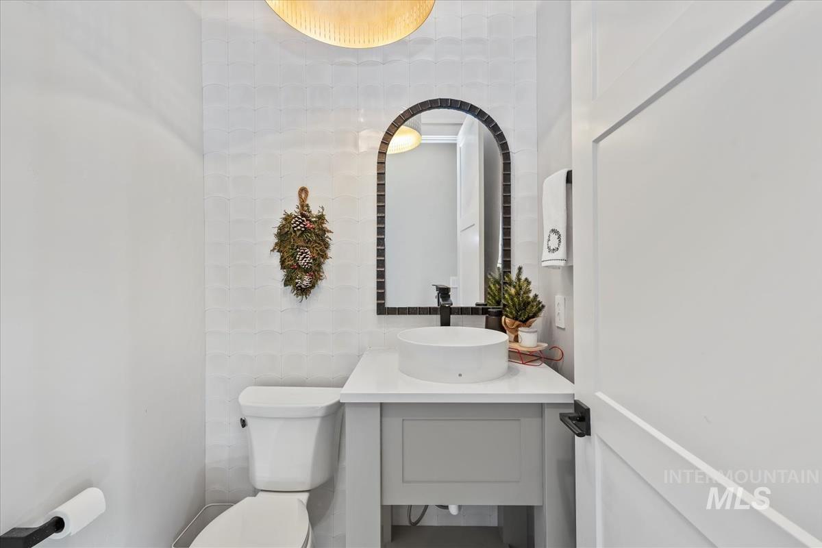 11350 N Elk Ridge Way, Boise, Idaho 83714-2419, 4 Bedrooms, 3.5 Bathrooms, Residential For Sale, Price $1,775,000,MLS 98968582