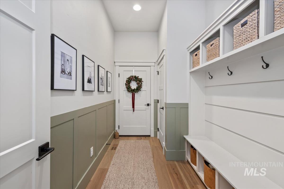 11350 N Elk Ridge Way, Boise, Idaho 83714-2419, 4 Bedrooms, 3.5 Bathrooms, Residential For Sale, Price $1,775,000,MLS 98968582