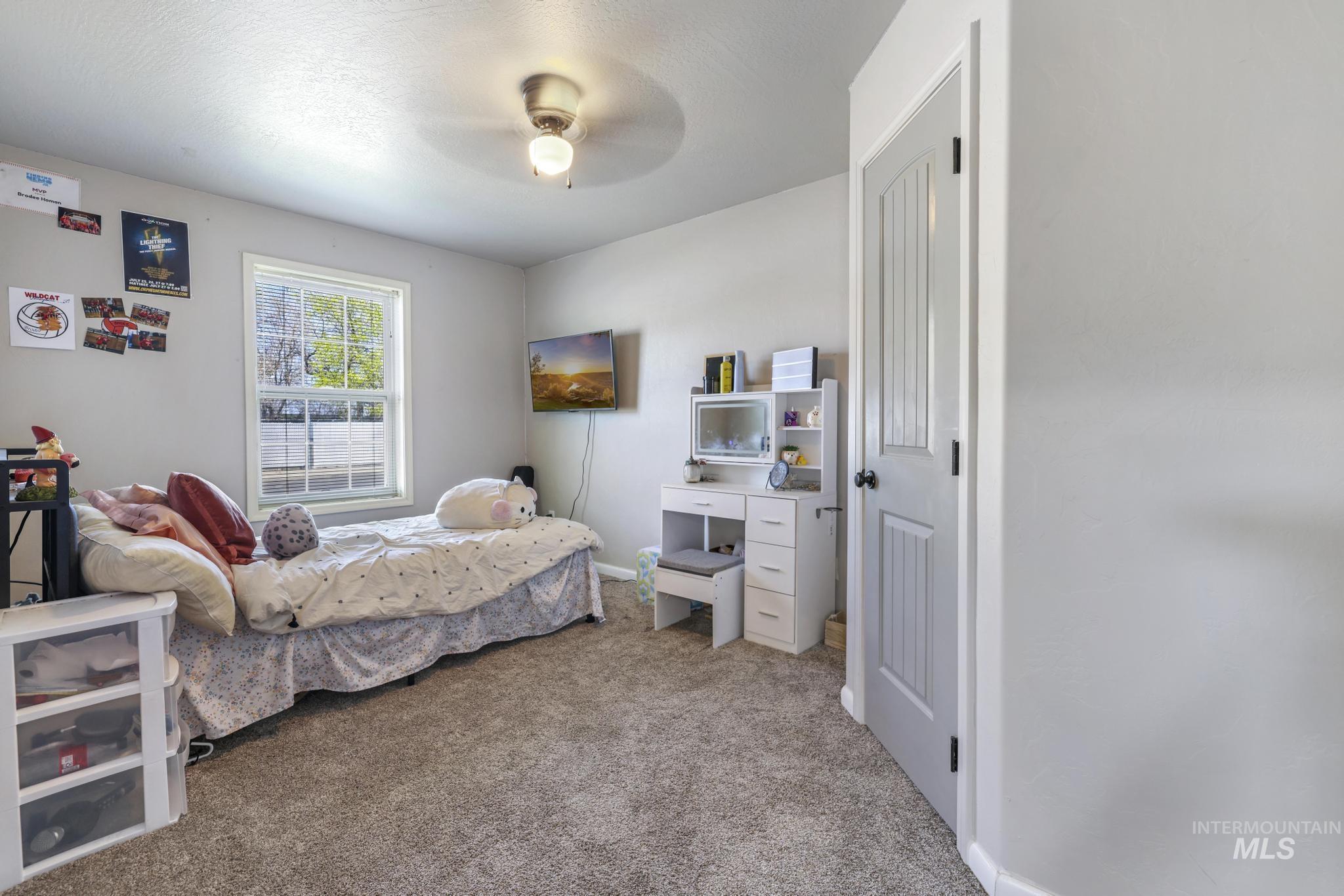 818 Pine, Filer, Idaho 83328, 3 Bedrooms, 2 Bathrooms, Residential For Sale, Price $440,000, 98968584