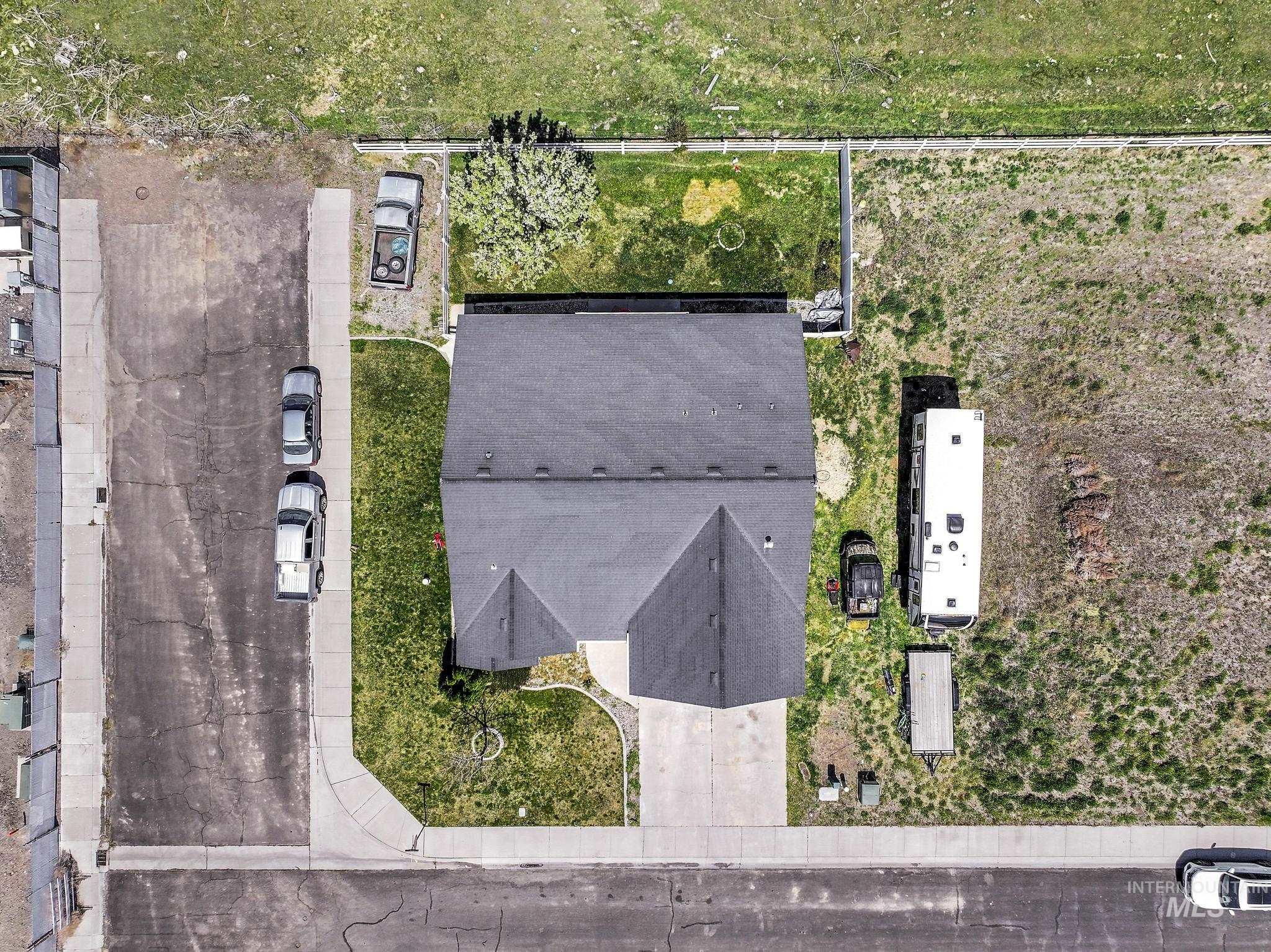 818 Pine, Filer, Idaho 83328, 3 Bedrooms, 2 Bathrooms, Residential For Sale, Price $440,000, 98968584