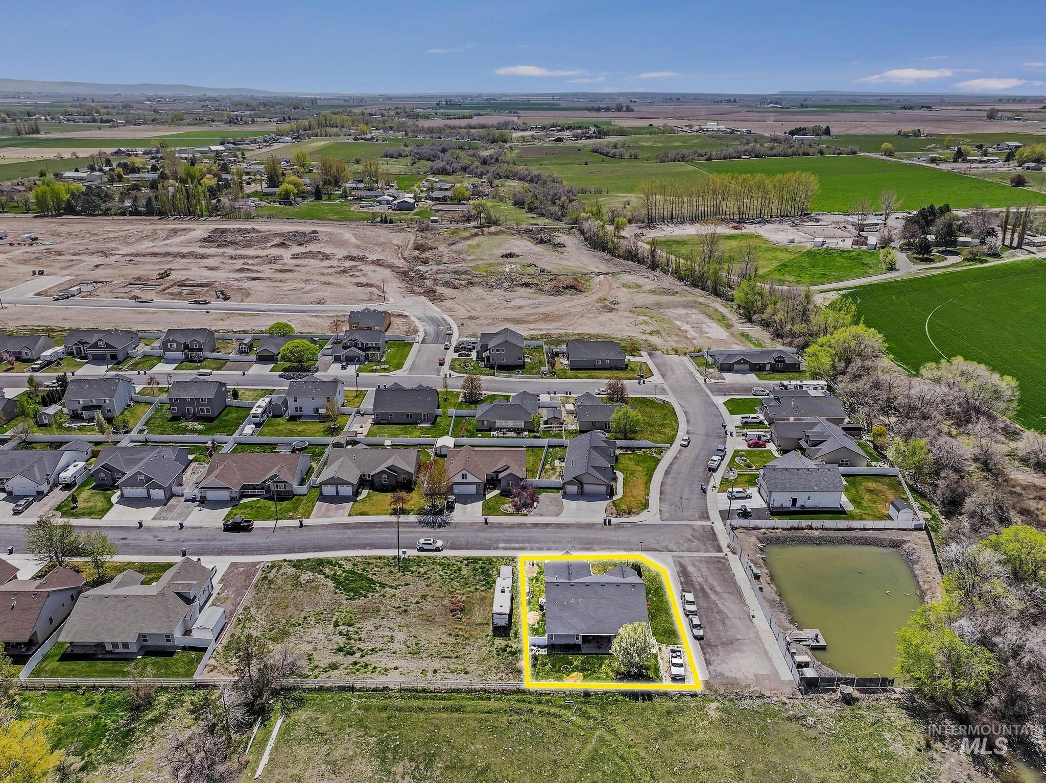 818 Pine, Filer, Idaho 83328, 3 Bedrooms, 2 Bathrooms, Residential For Sale, Price $440,000, 98968584