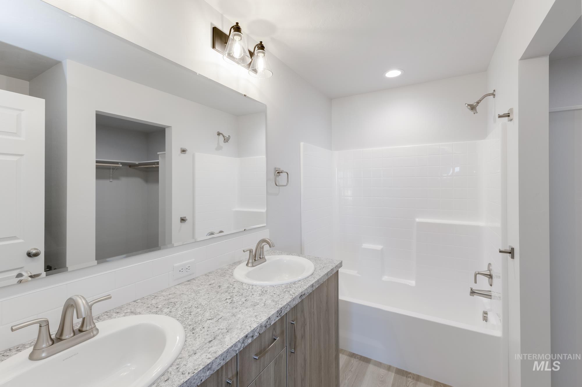 1748 W Unforgettable St, Meridian, Idaho 83642, 3 Bedrooms, 2 Bathrooms, Residential For Sale, Price $400,990,MLS 98968589