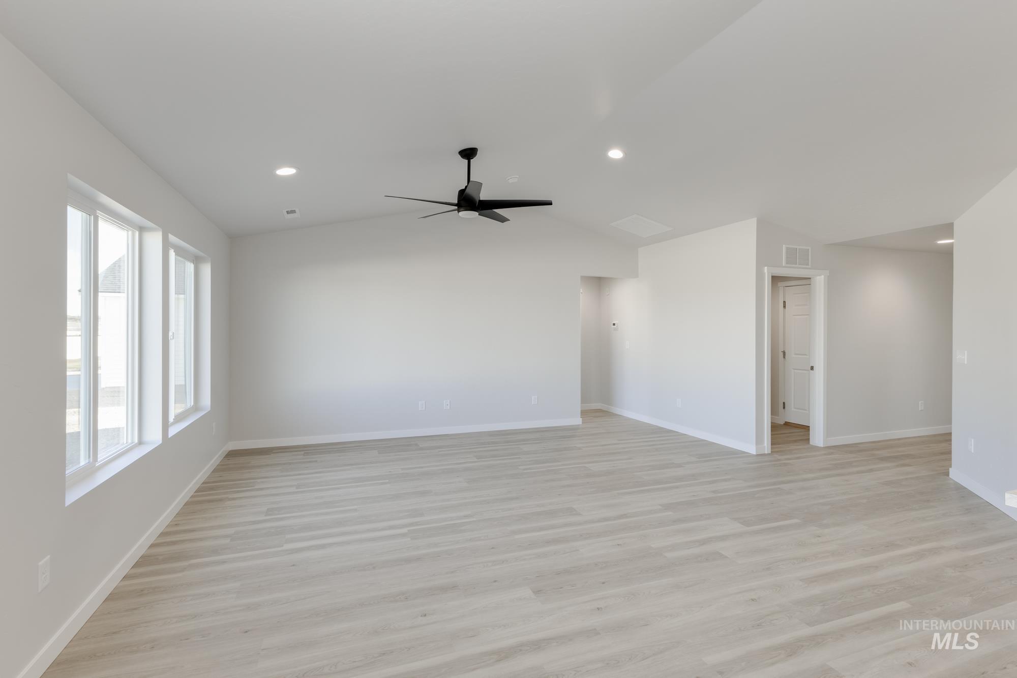 1748 W Unforgettable St, Meridian, Idaho 83642, 3 Bedrooms, 2 Bathrooms, Residential For Sale, Price $400,990,MLS 98968589