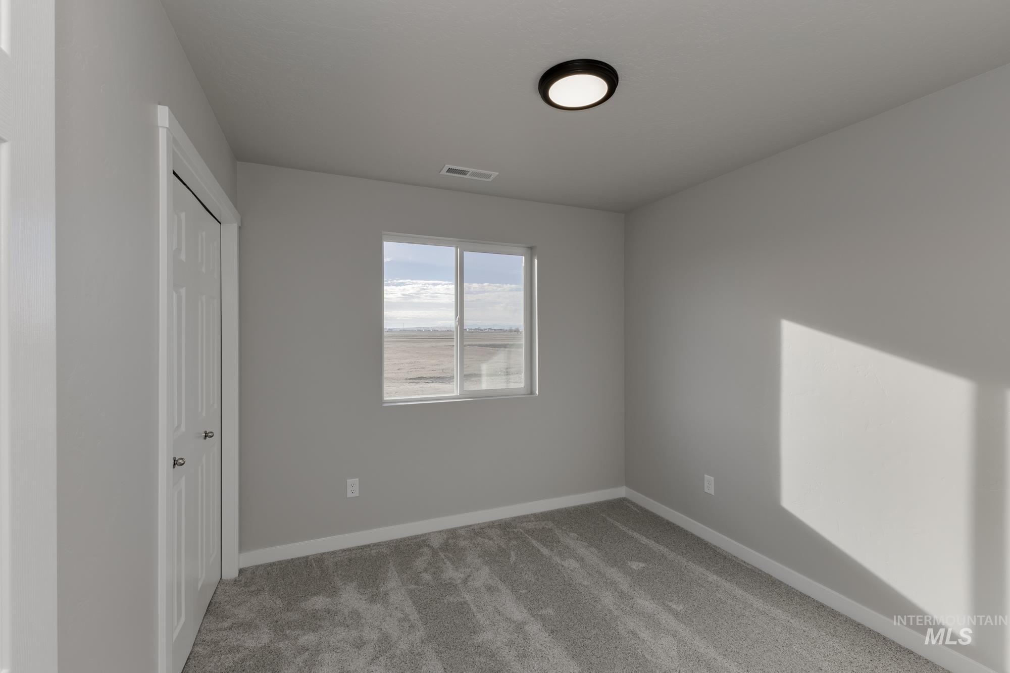 7349 S Bungalow Ave, Meridian, Idaho 83642, 3 Bedrooms, 2 Bathrooms, Residential For Sale, Price $386,990, 98968590