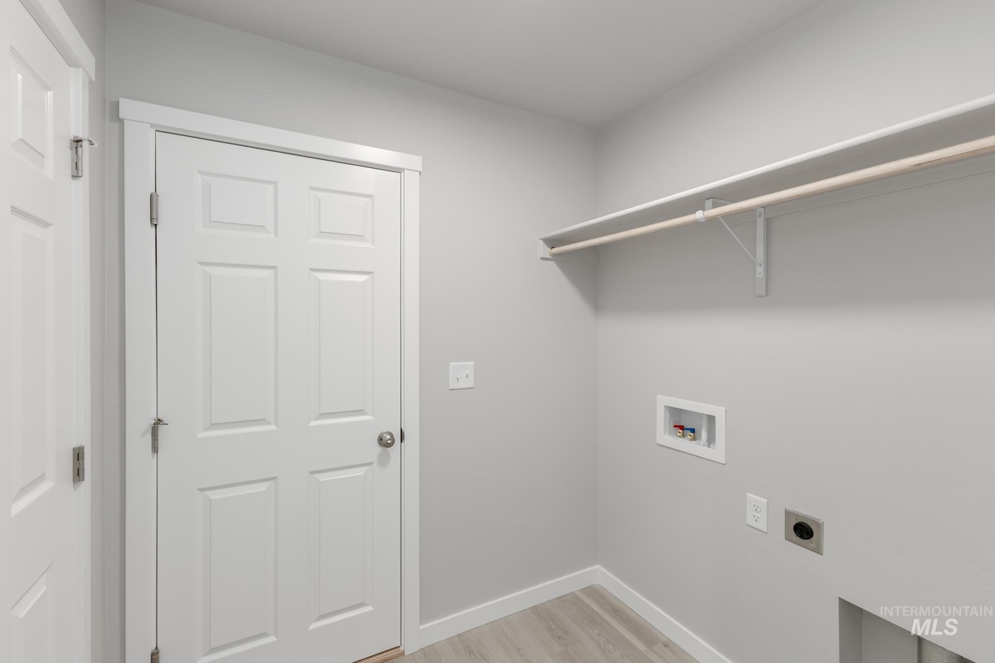 7349 S Bungalow Ave, Meridian, Idaho 83642, 3 Bedrooms, 2 Bathrooms, Residential For Sale, Price $383,990,MLS 98968590