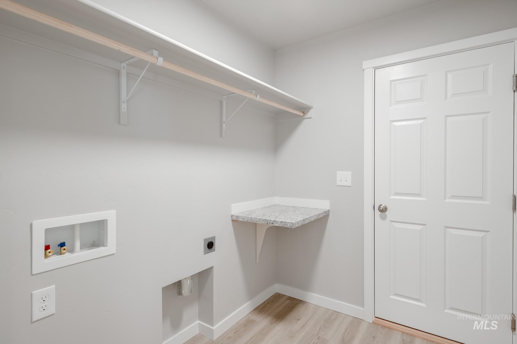 7413 S Menzingers Ave, Meridian, Idaho 83642, 4 Bedrooms, 2 Bathrooms, Residential For Sale, Price $440,990,MLS 98968593